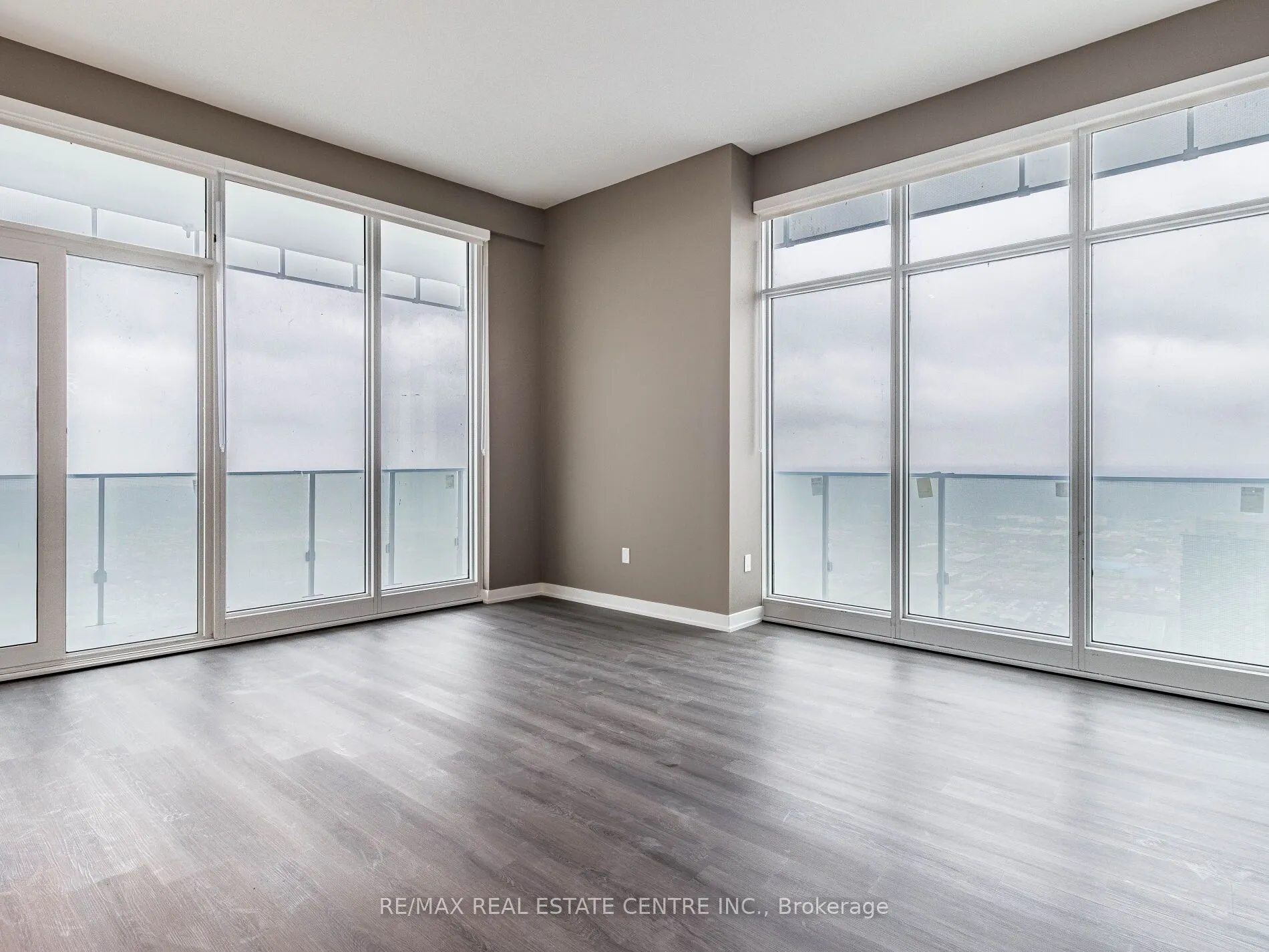 3883 Quartz Road, #5907