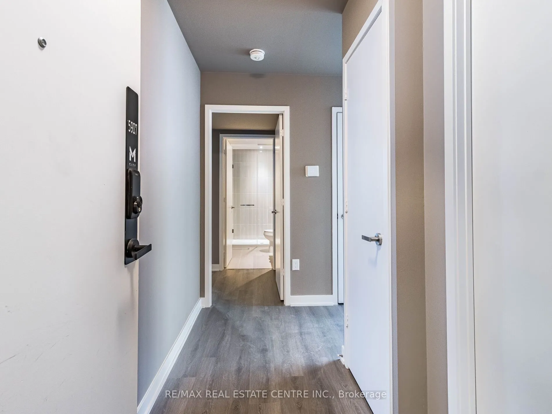 3883 Quartz Road, #5907
