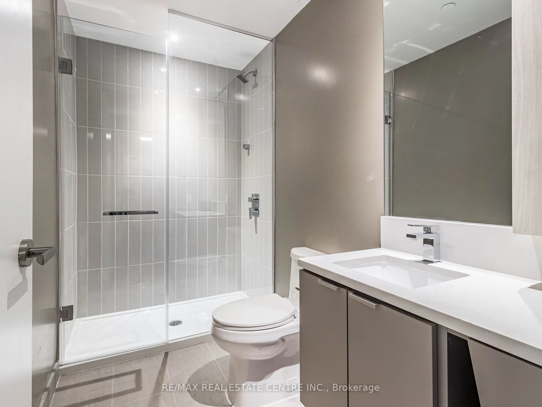 3883 Quartz Road, #5907
