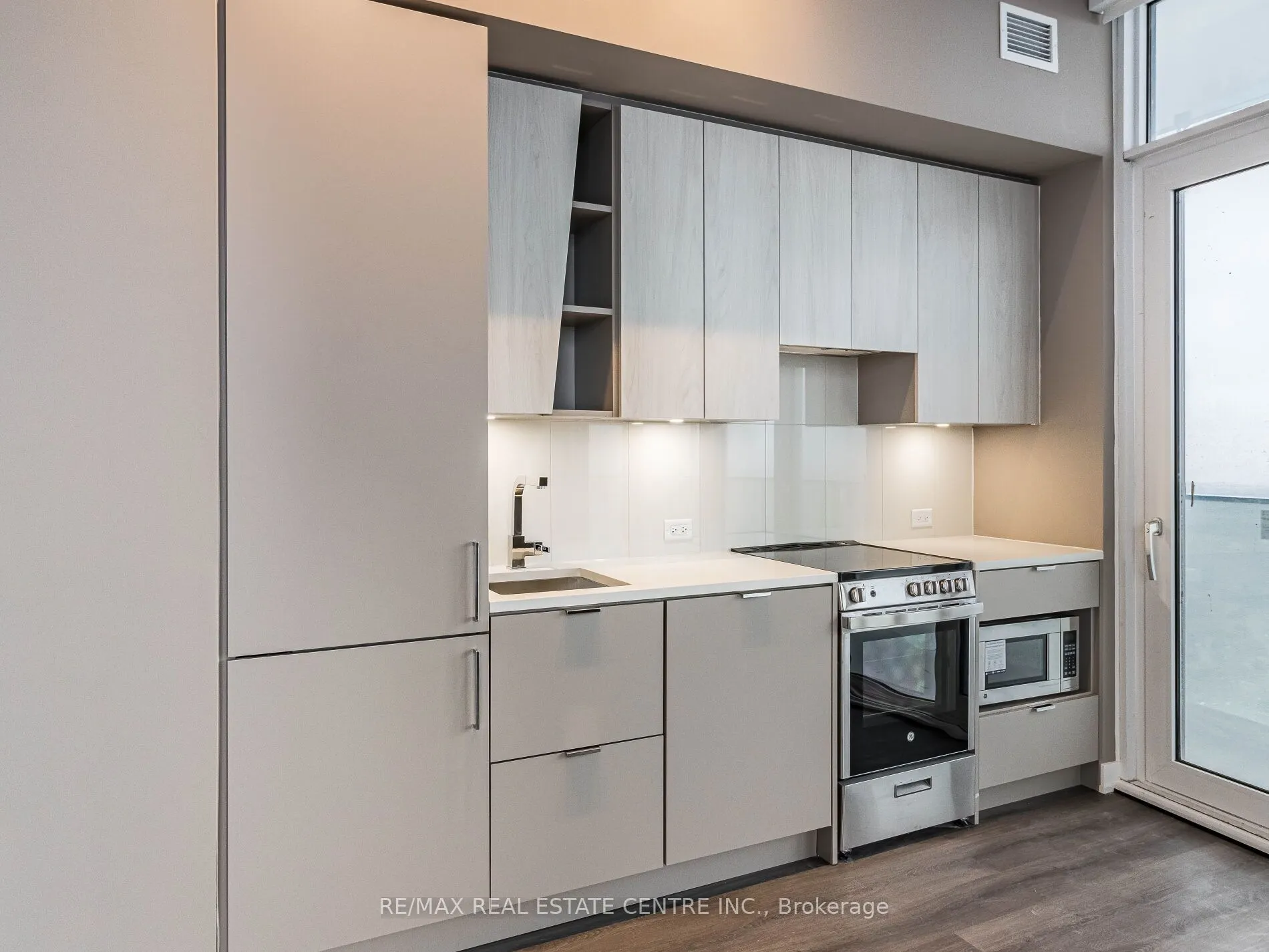 3883 Quartz Road, #5907