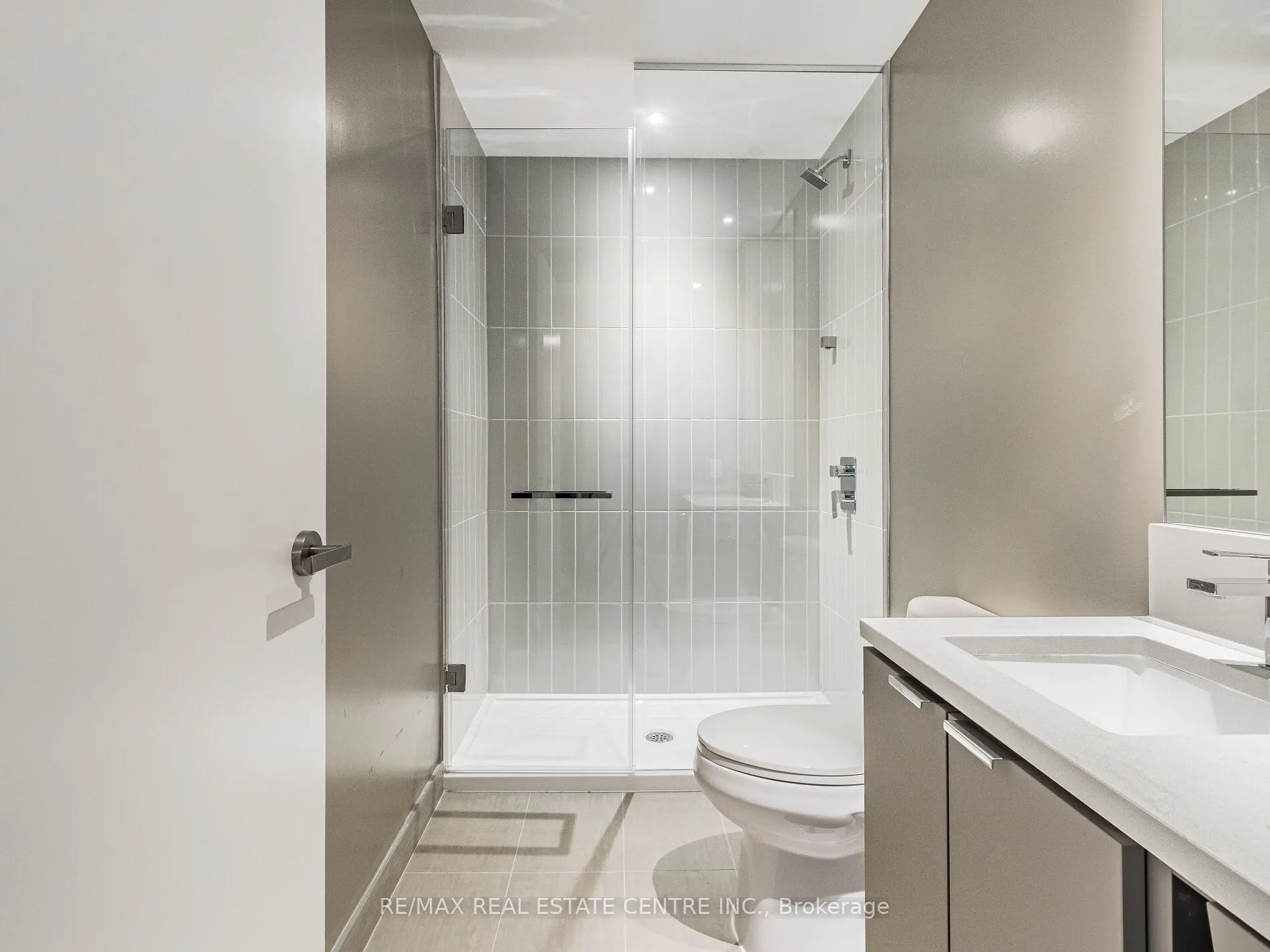 3883 Quartz Road, #5907