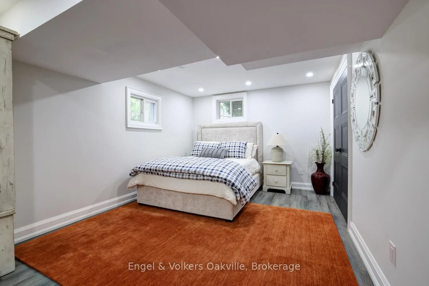 262 Vinova Court