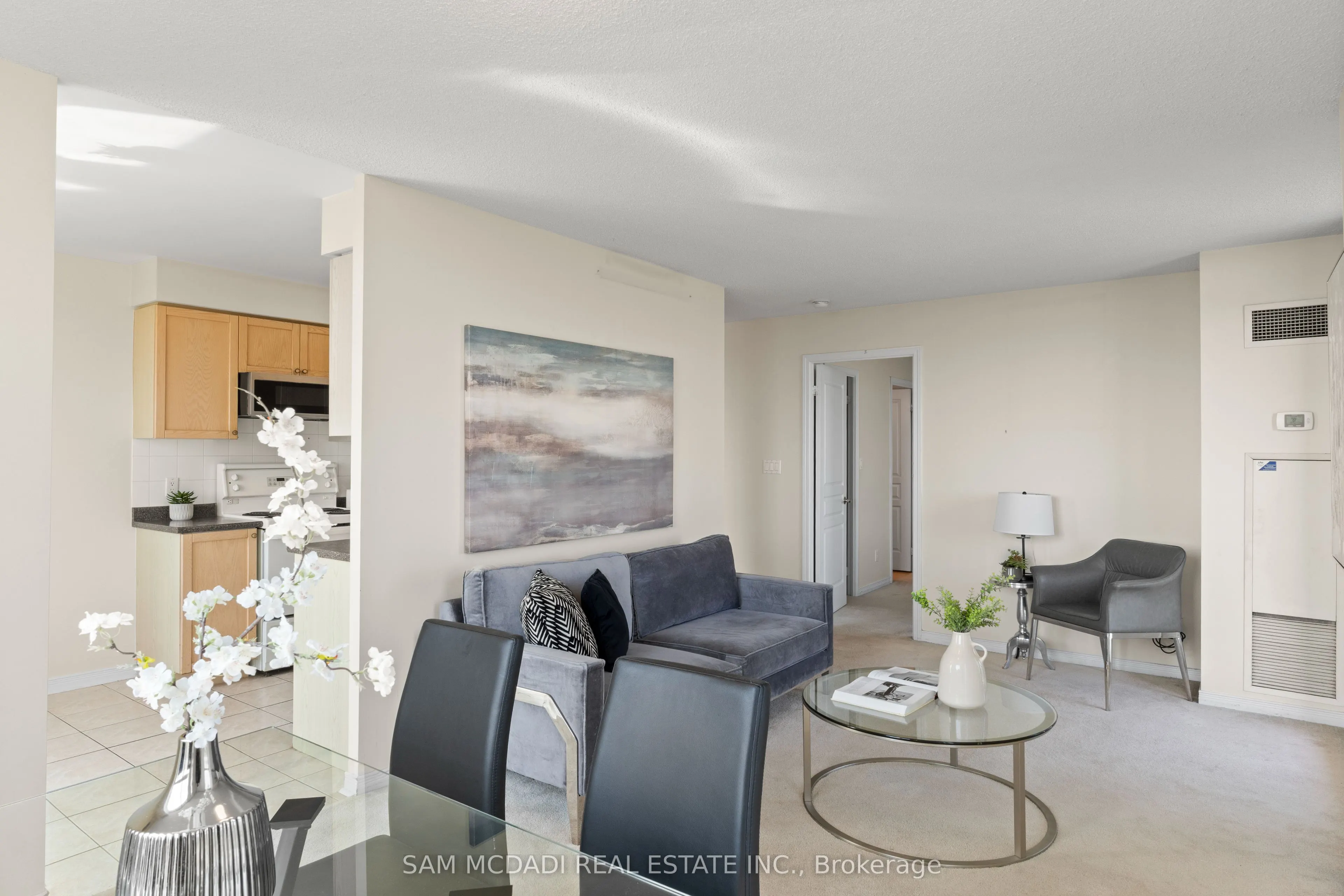 4879 Kimbermount Avenue, #1608
