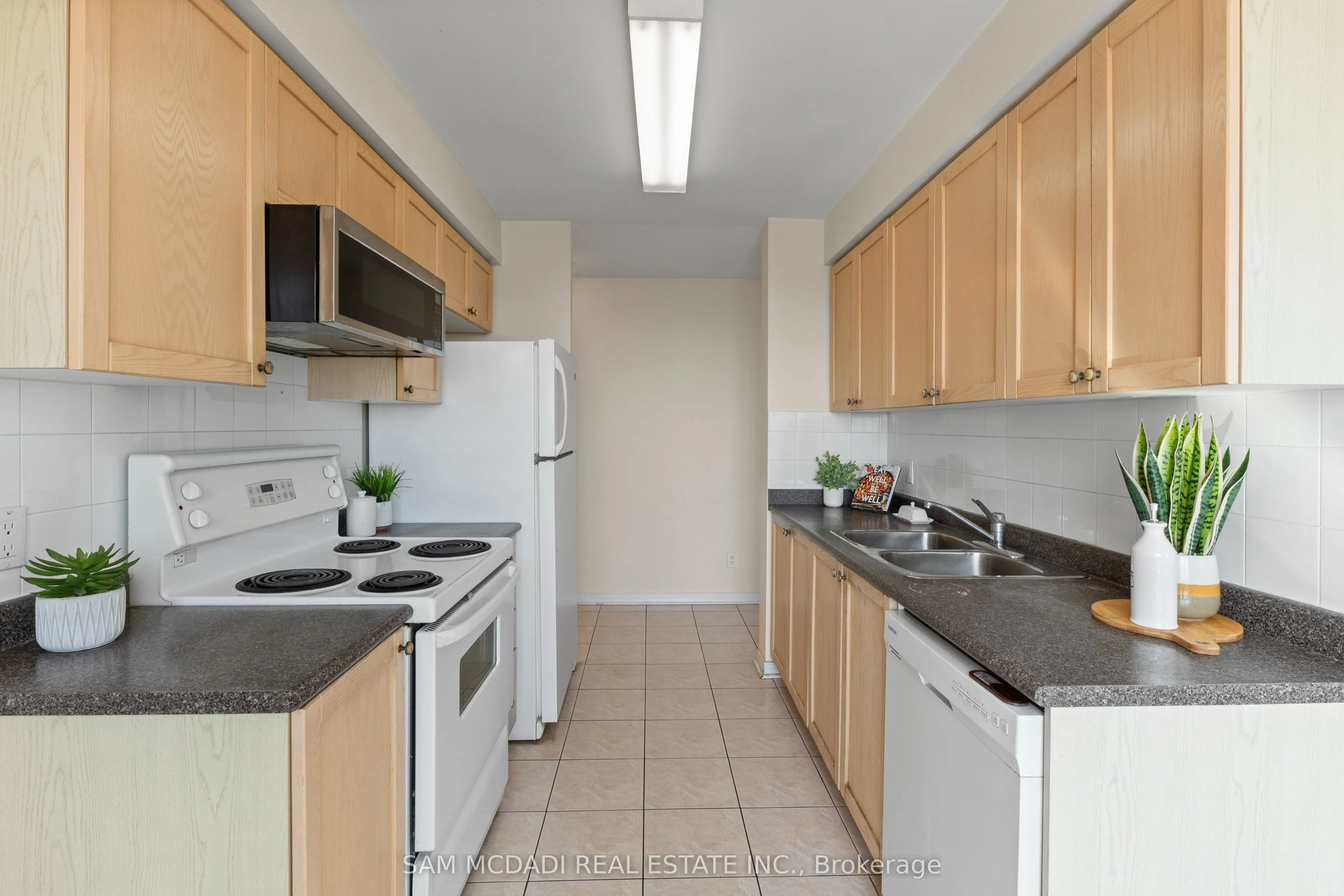 4879 Kimbermount Avenue, #1608