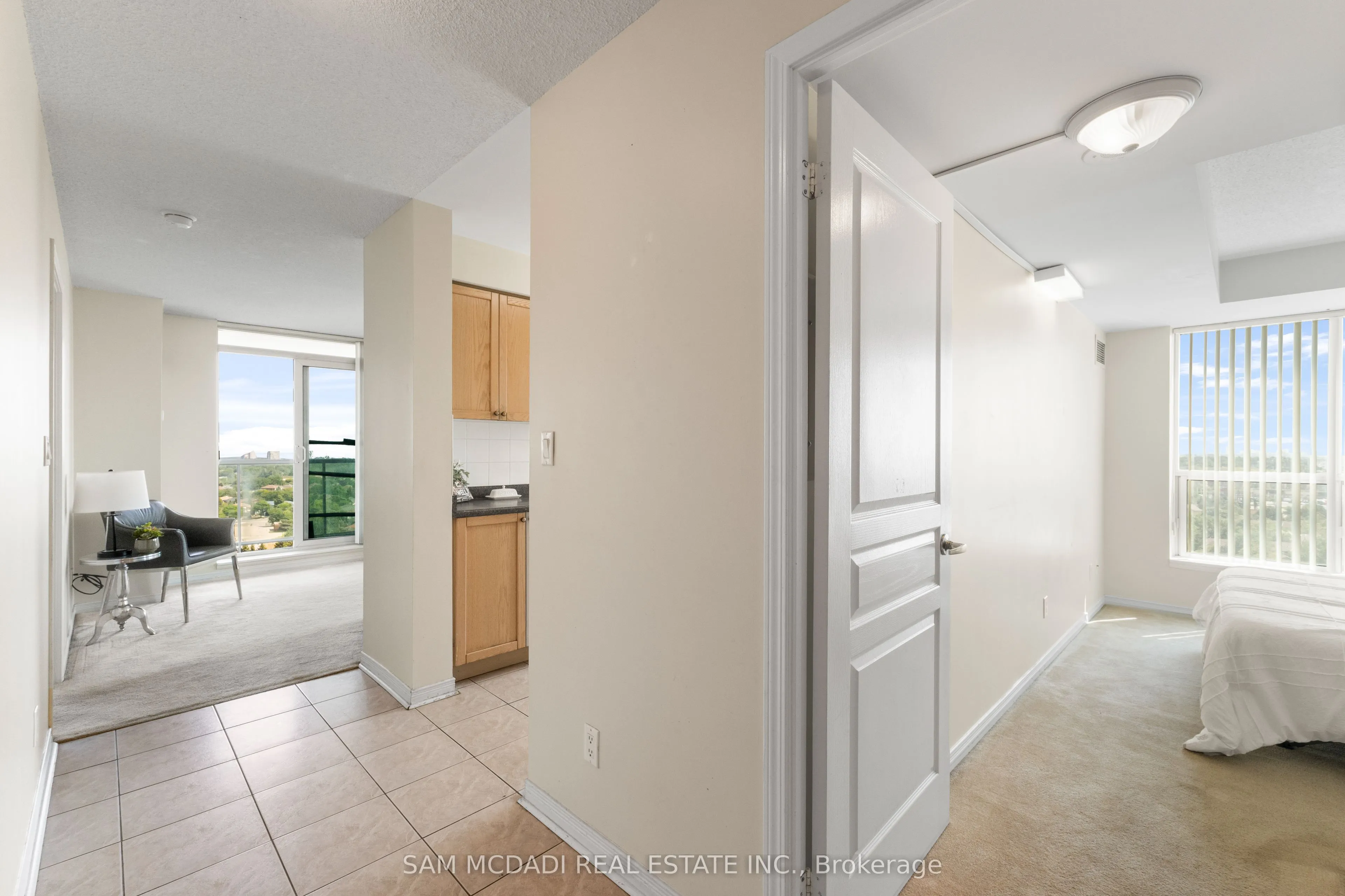 4879 Kimbermount Avenue, #1608