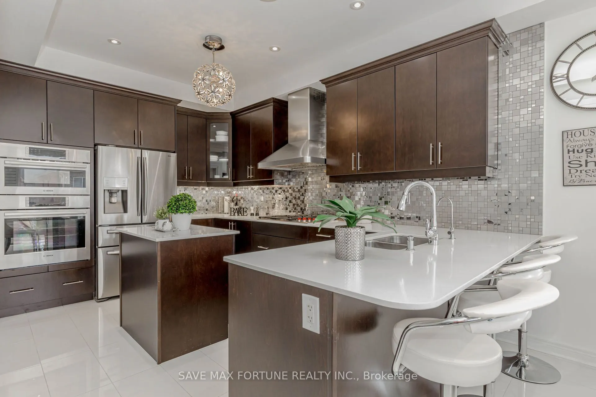 16 Berryfield Way NE