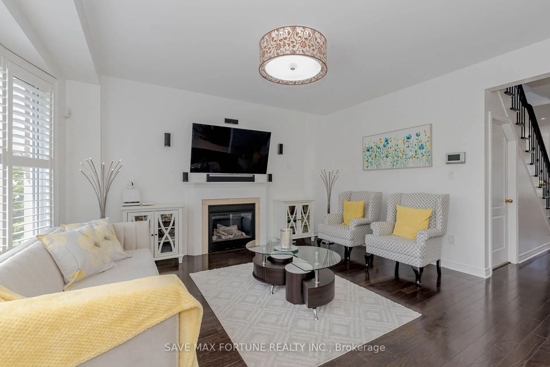 16 Berryfield Way NE