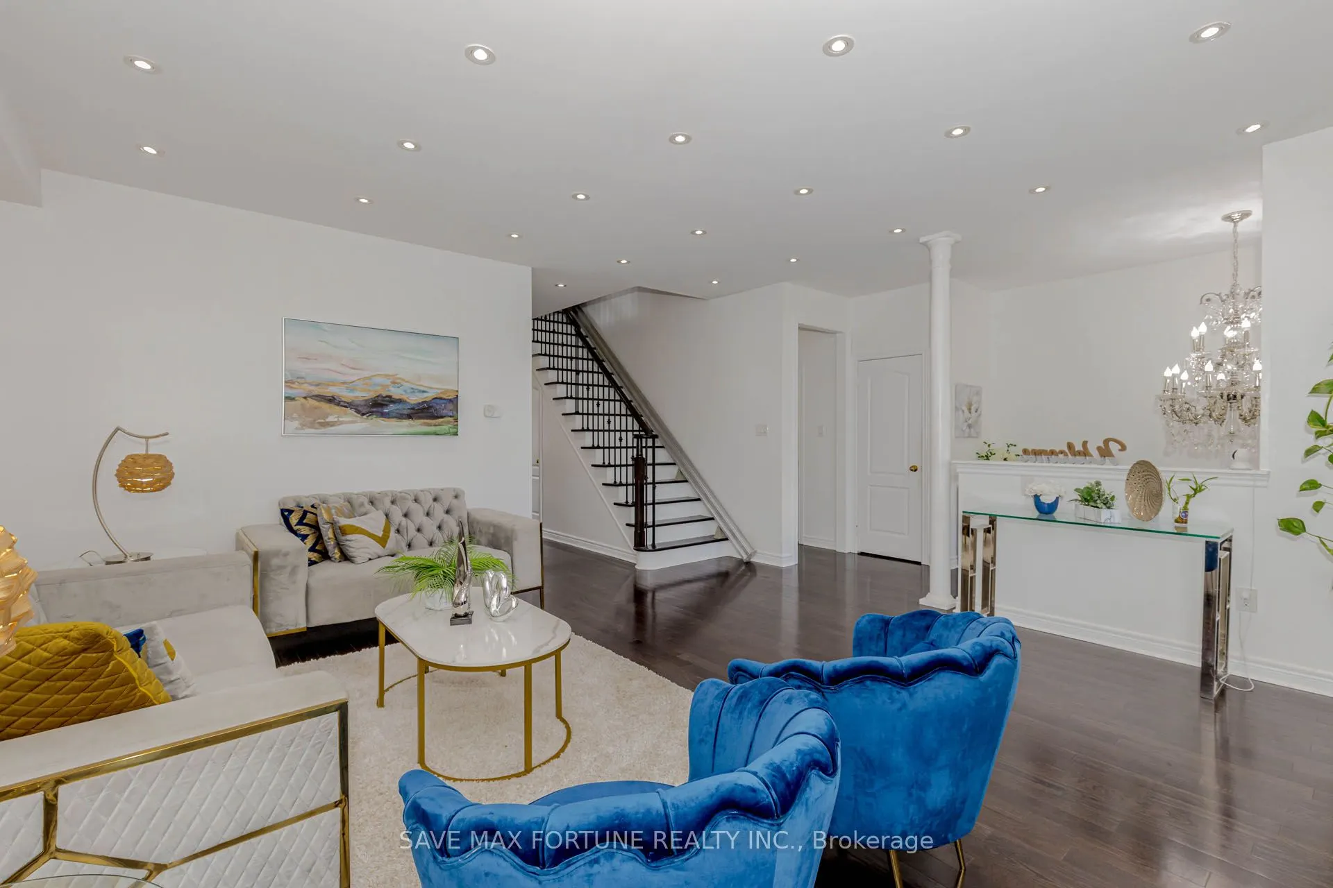16 Berryfield Way NE