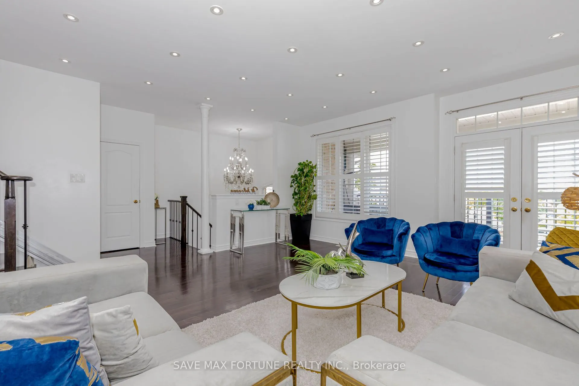 16 Berryfield Way NE