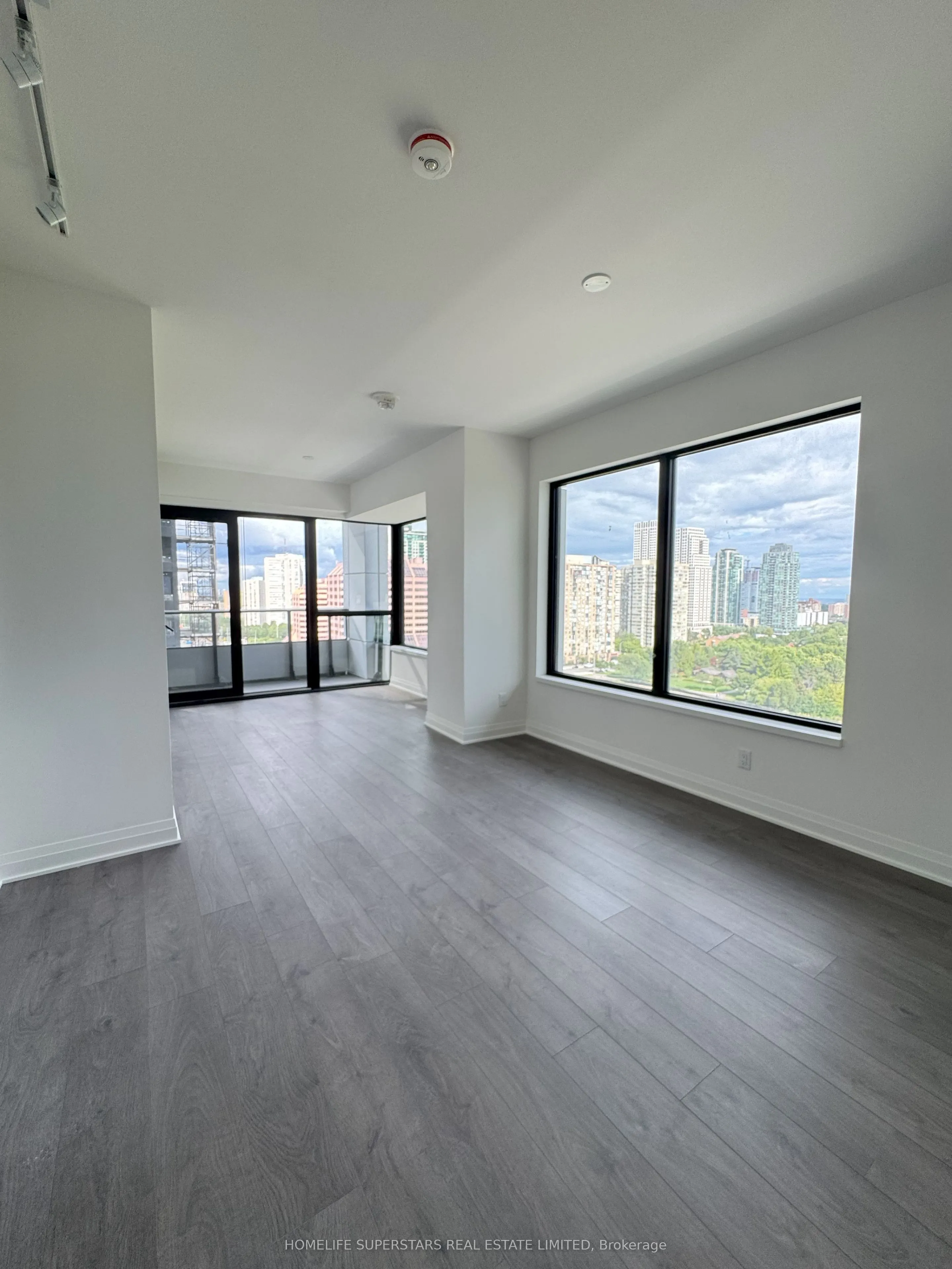 4015 The Exchange, #1102