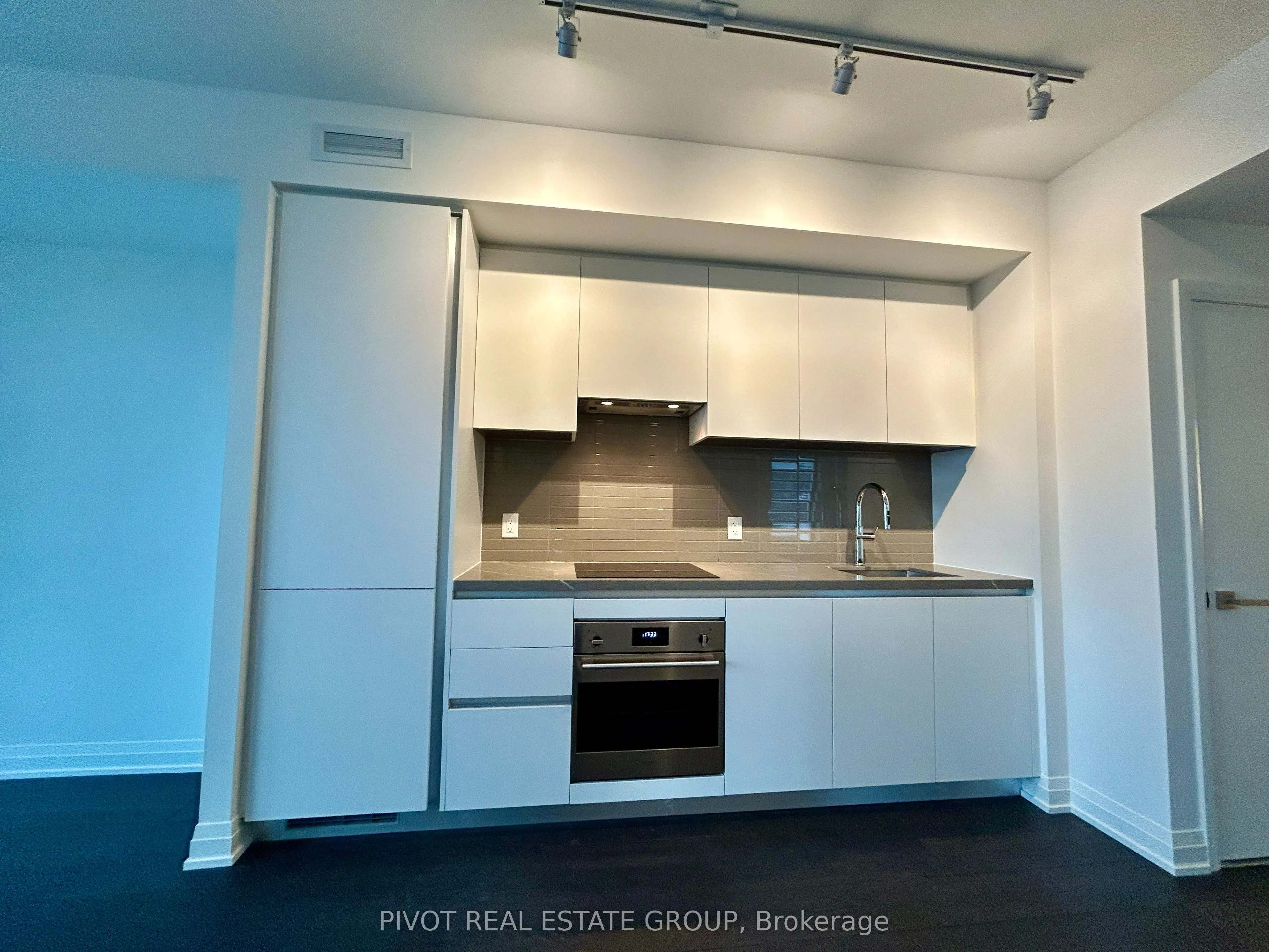 4015 The Exchange, #2310