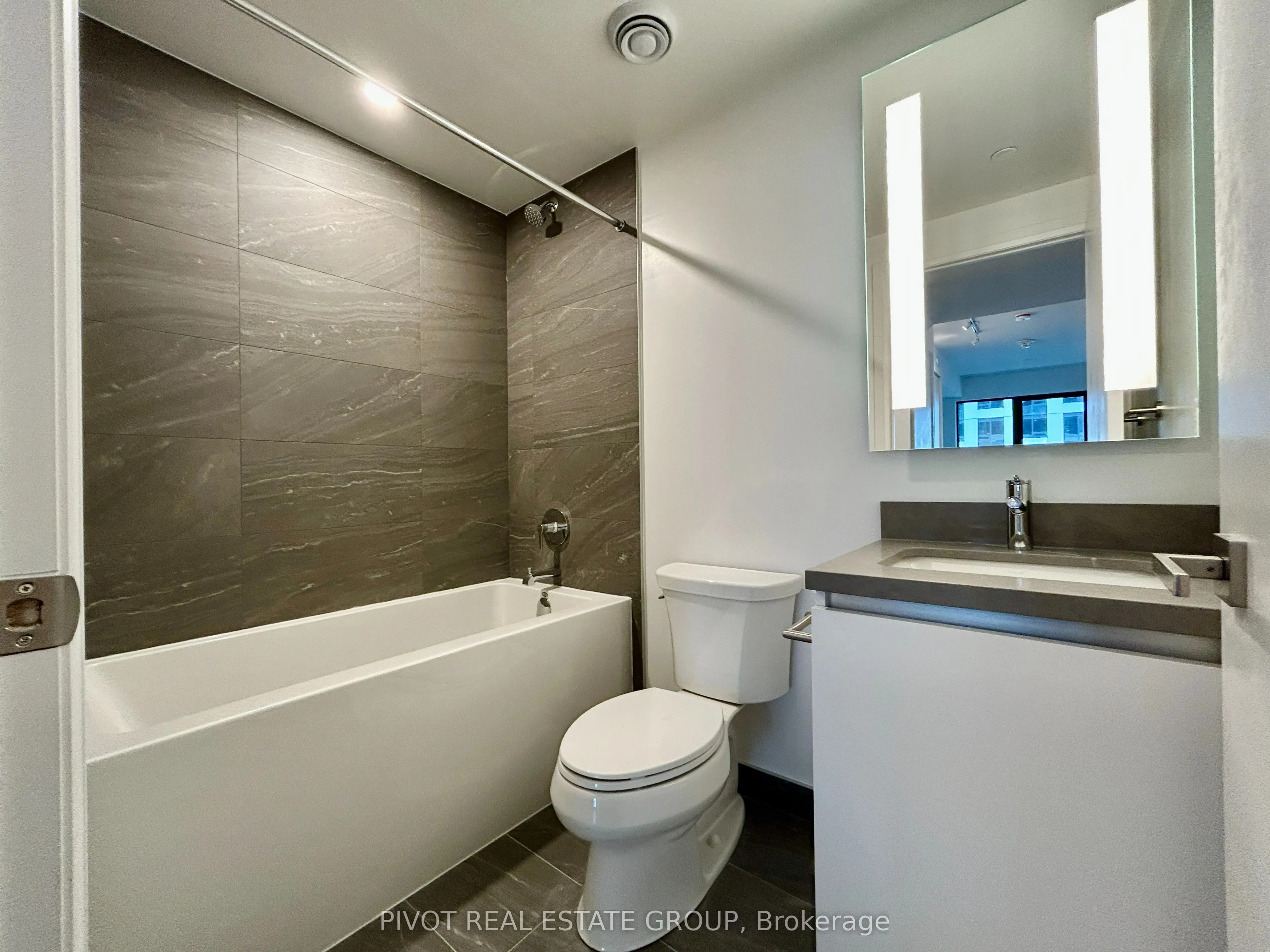 4015 The Exchange, #2310