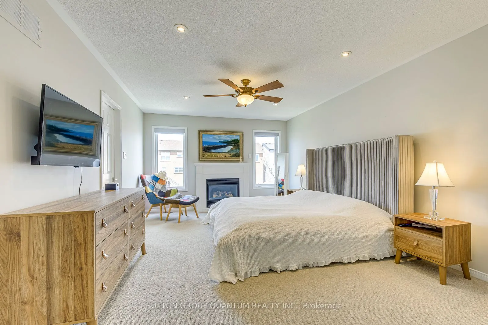 215 ROXTON Road