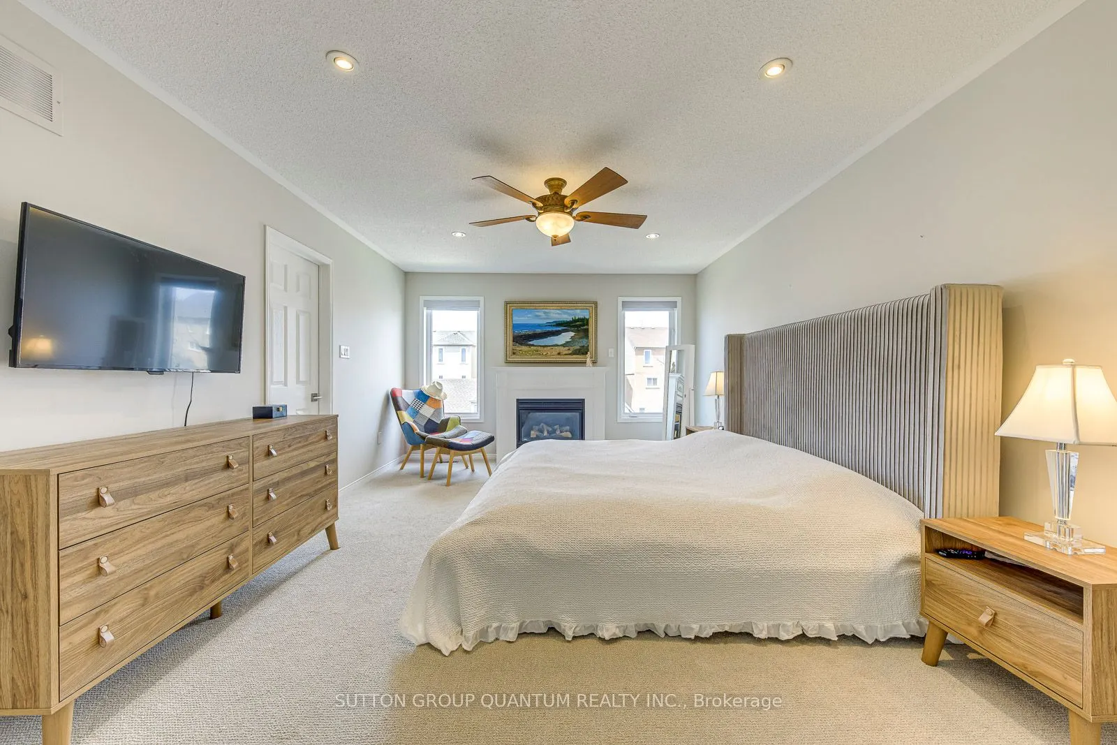215 ROXTON Road
