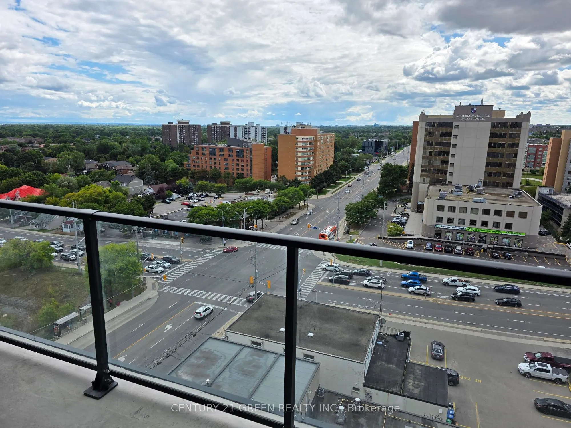 89 Dundas Street W, #1106