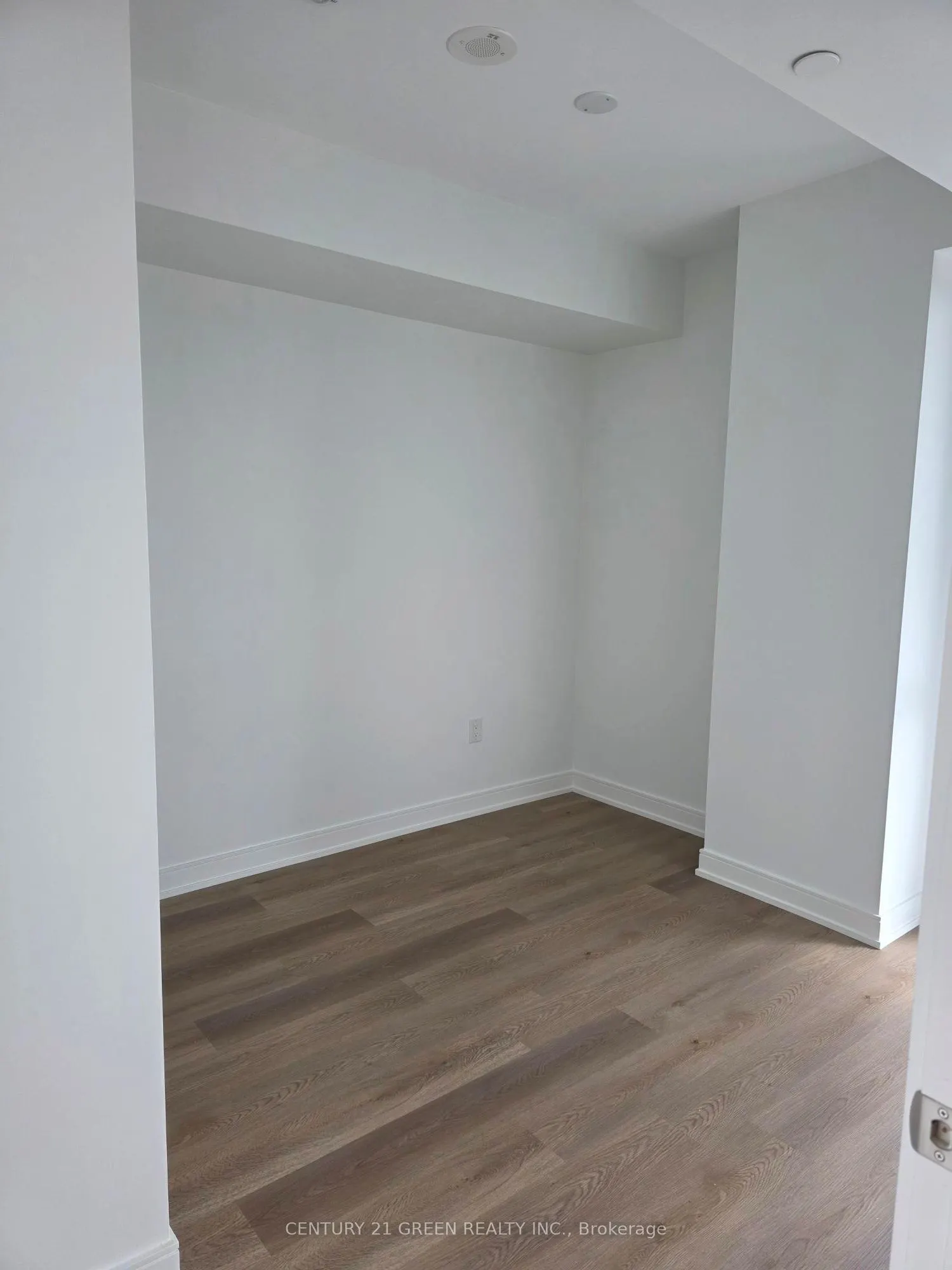 89 Dundas Street W, #1106