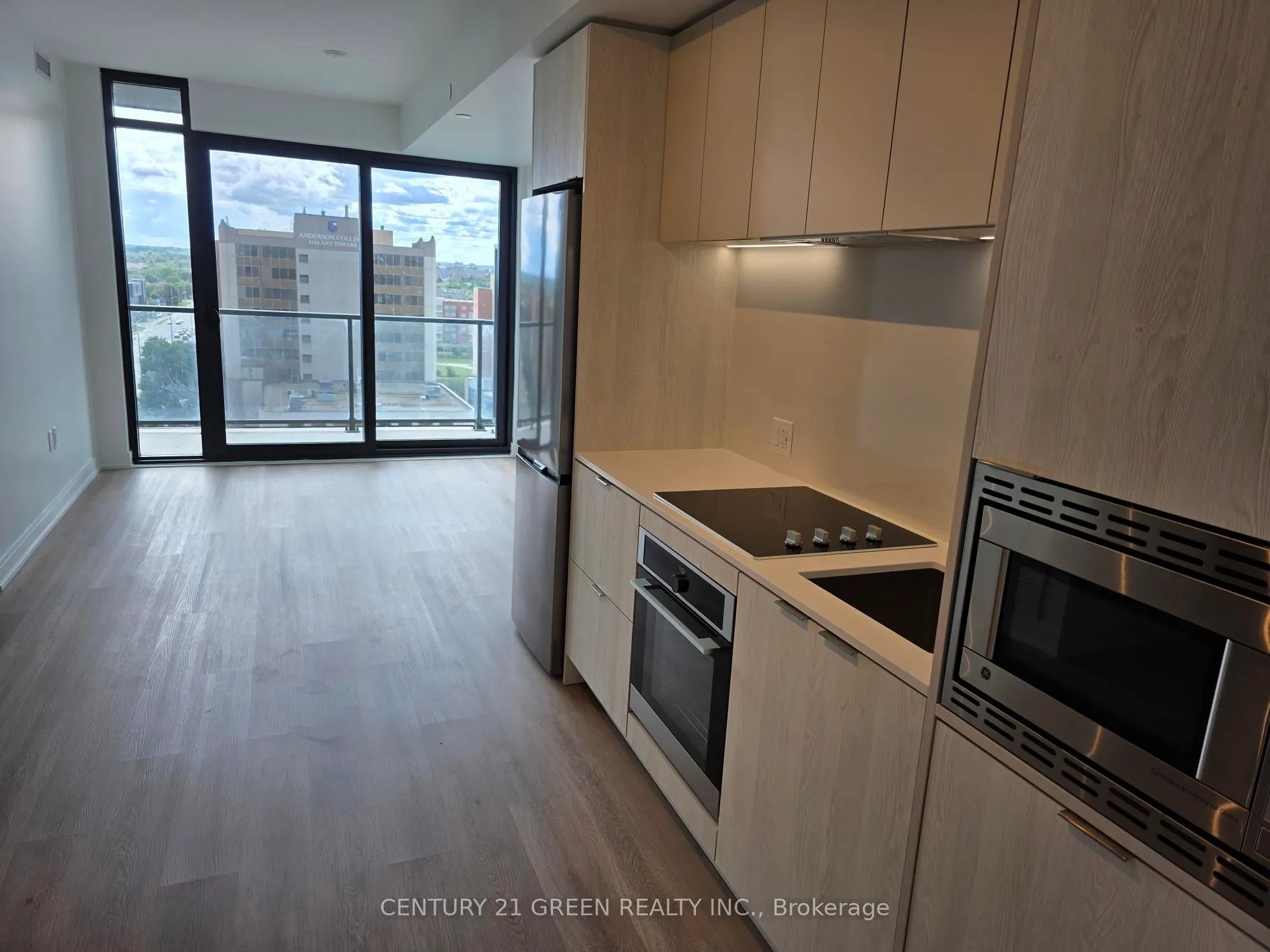 89 Dundas Street W, #1106