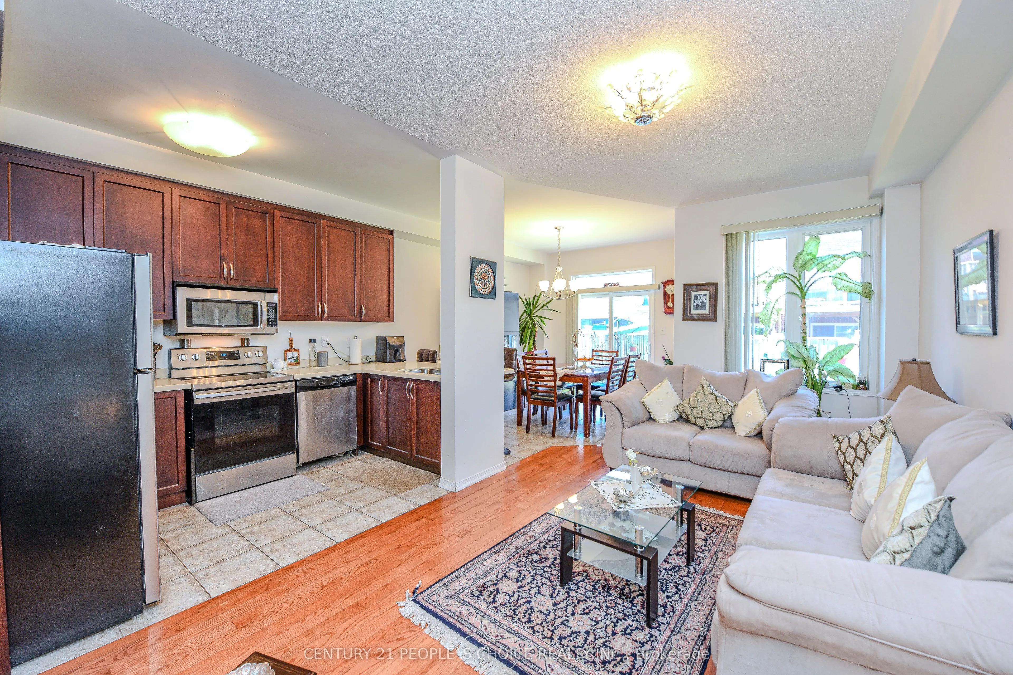 2043 Fiddlers Way