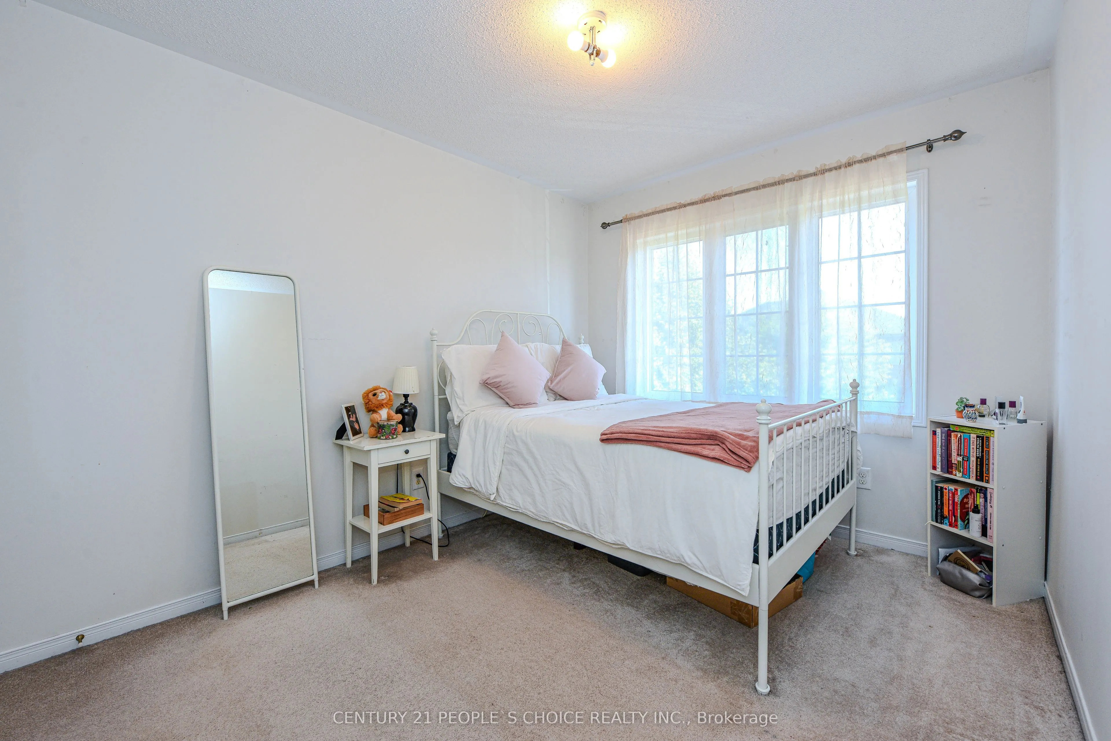 2043 Fiddlers Way
