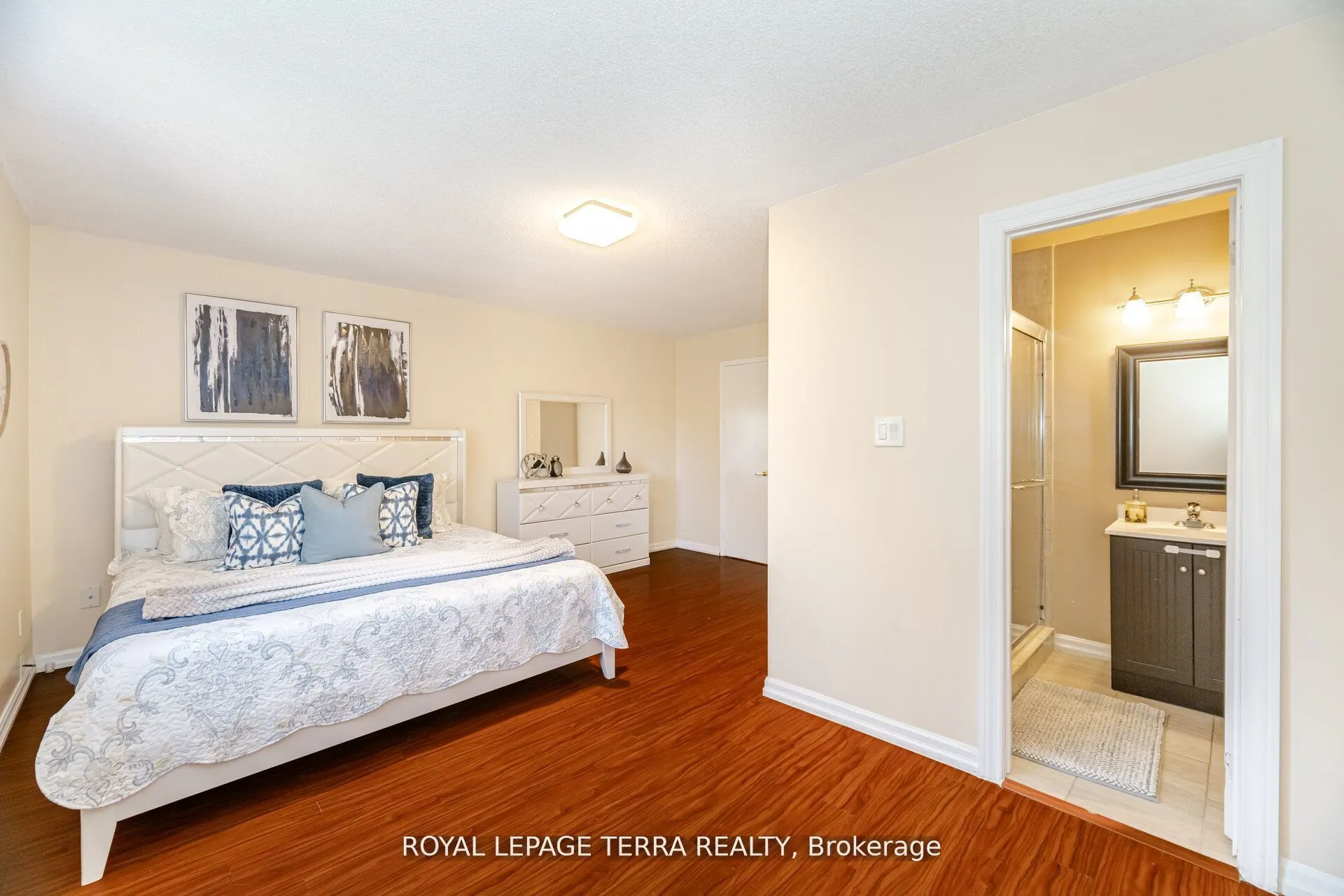 3407 Nighthawk Trail