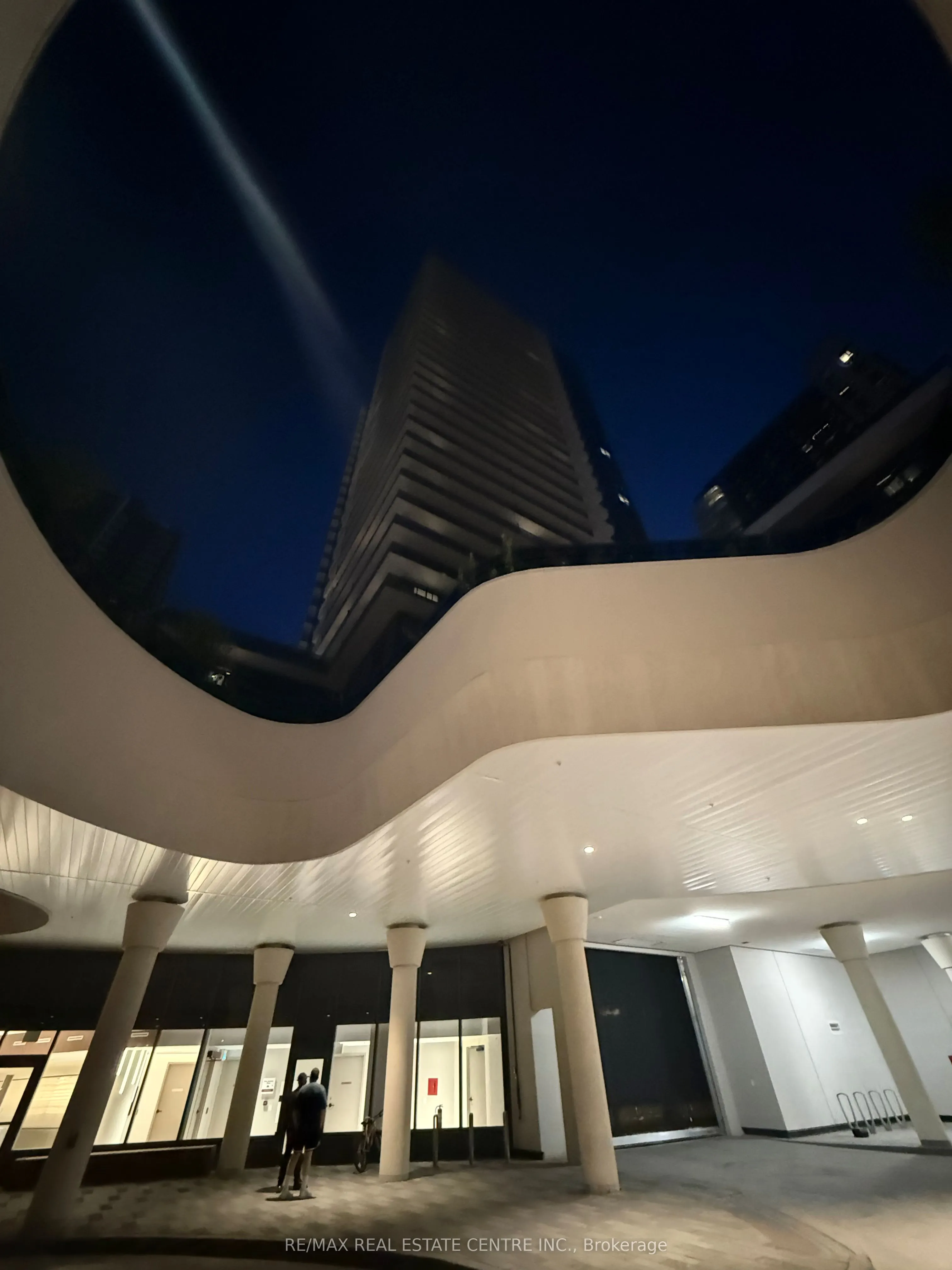 5081 Hurontario Street, #3107
