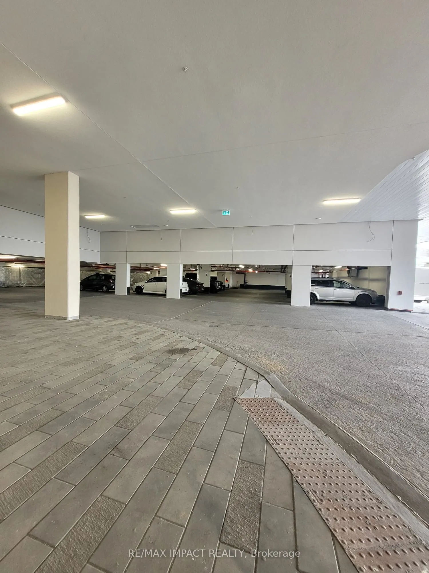 5105 Hurontario Street, #2810