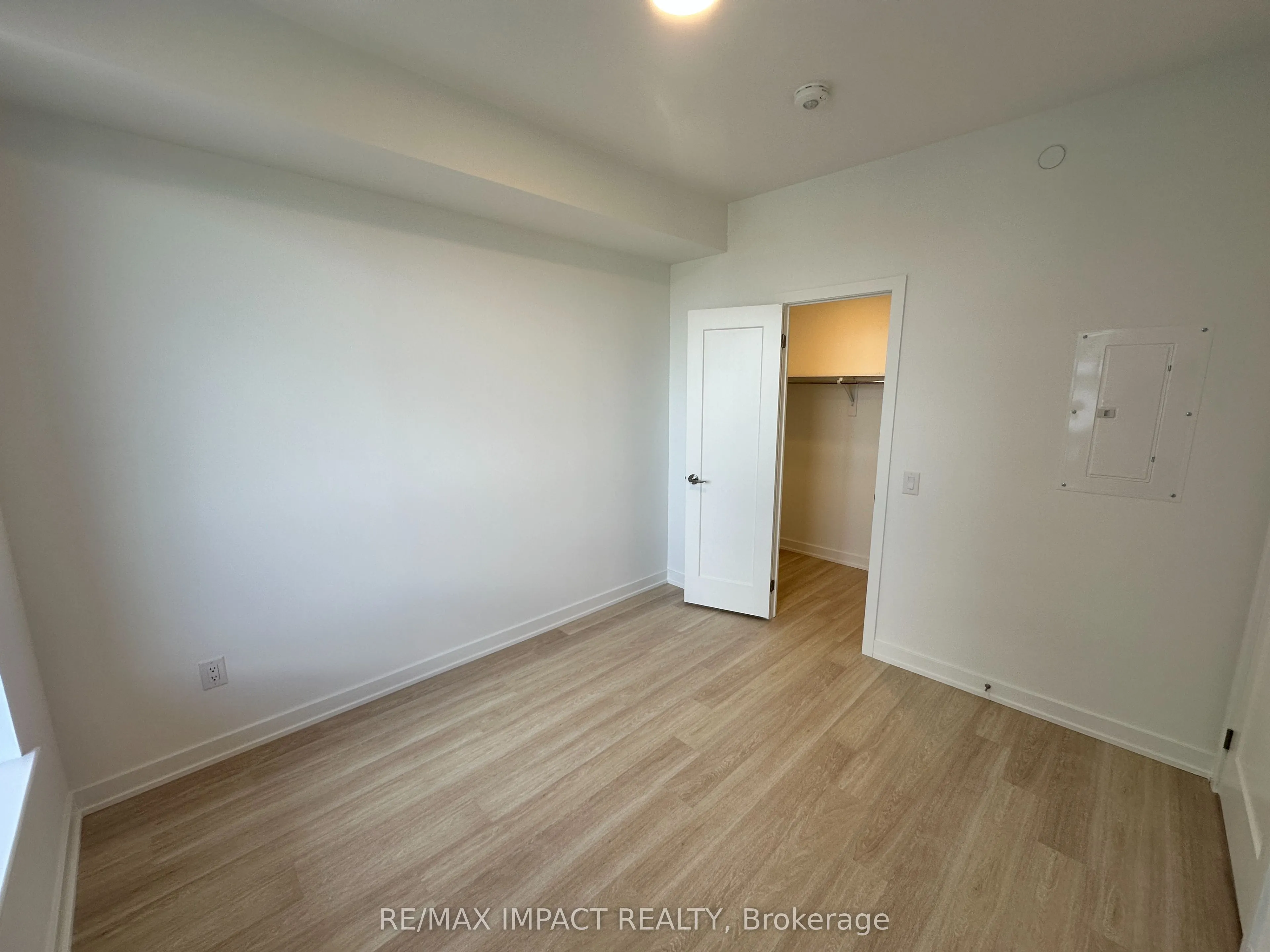 5105 Hurontario Street, #2810