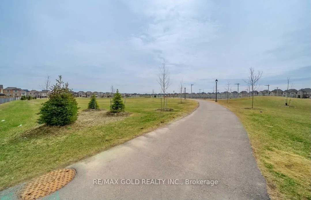 3156 Ernest Appelbe Boulevard