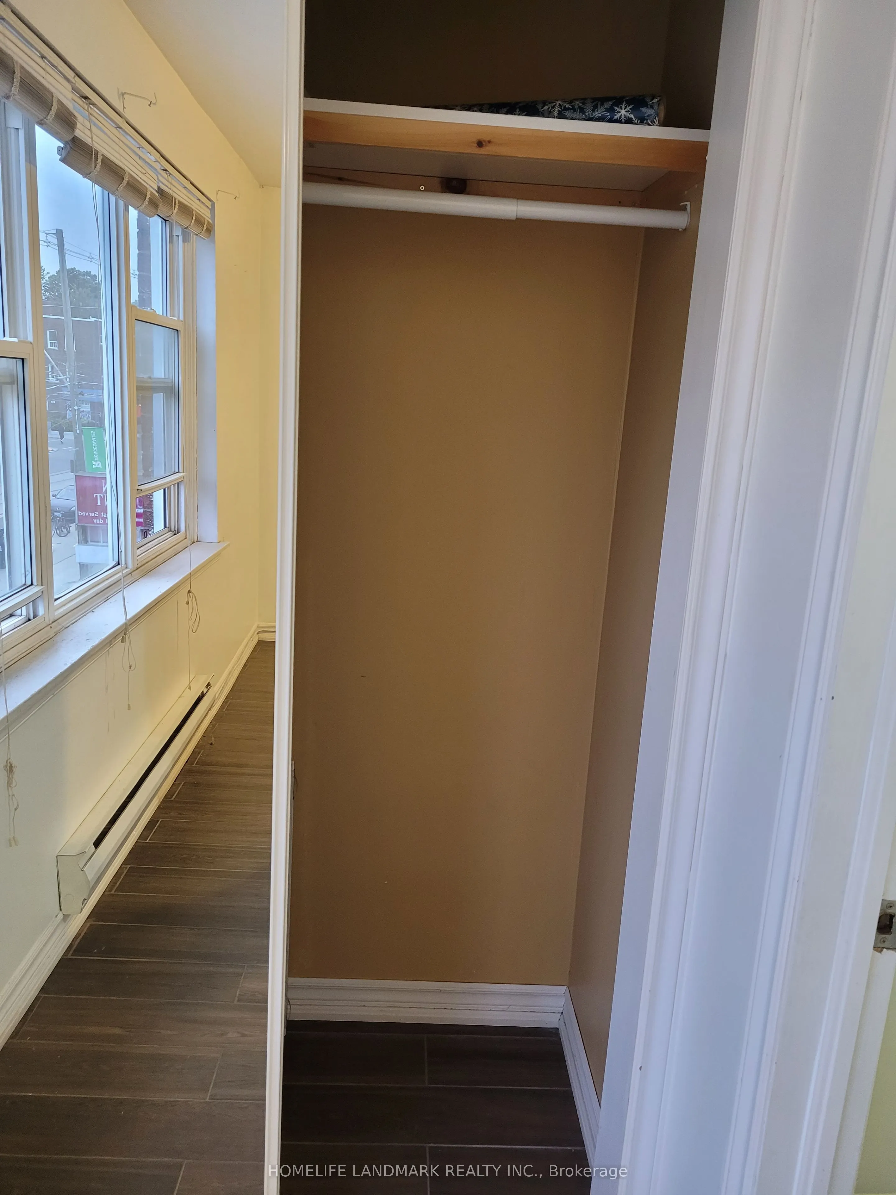20 Roncesvalles Avenue, #2