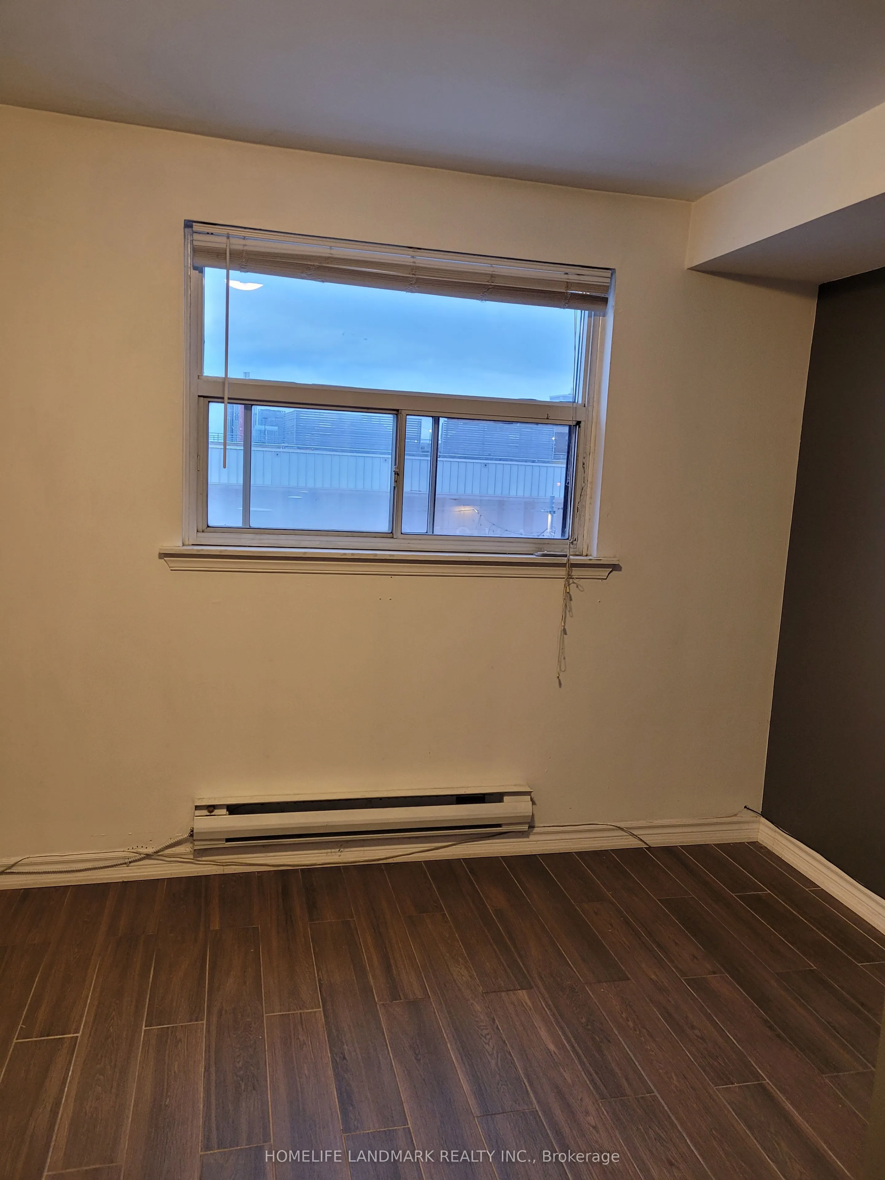 20 Roncesvalles Avenue, #2