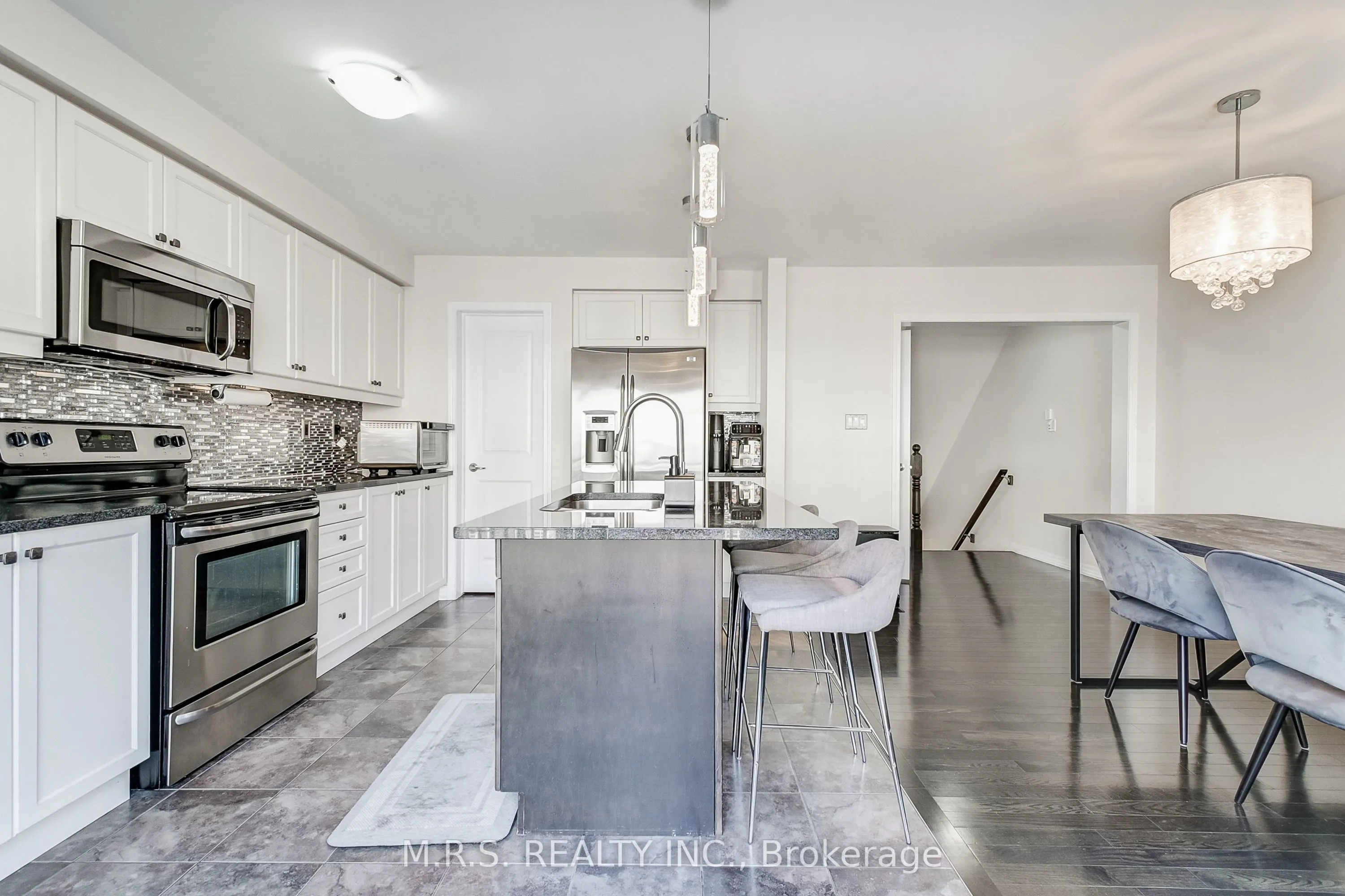 294 Ellen Davidson Drive