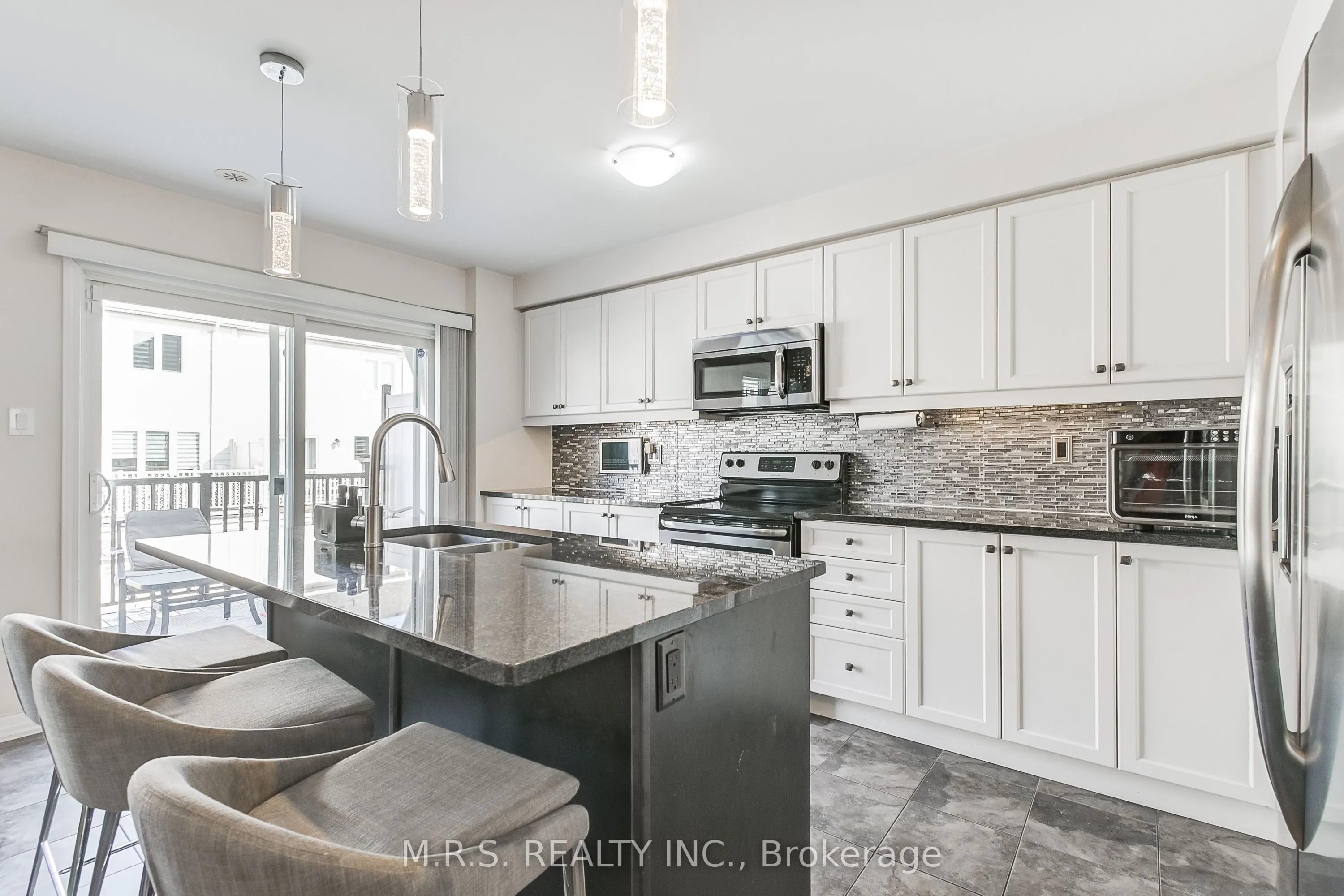 294 Ellen Davidson Drive
