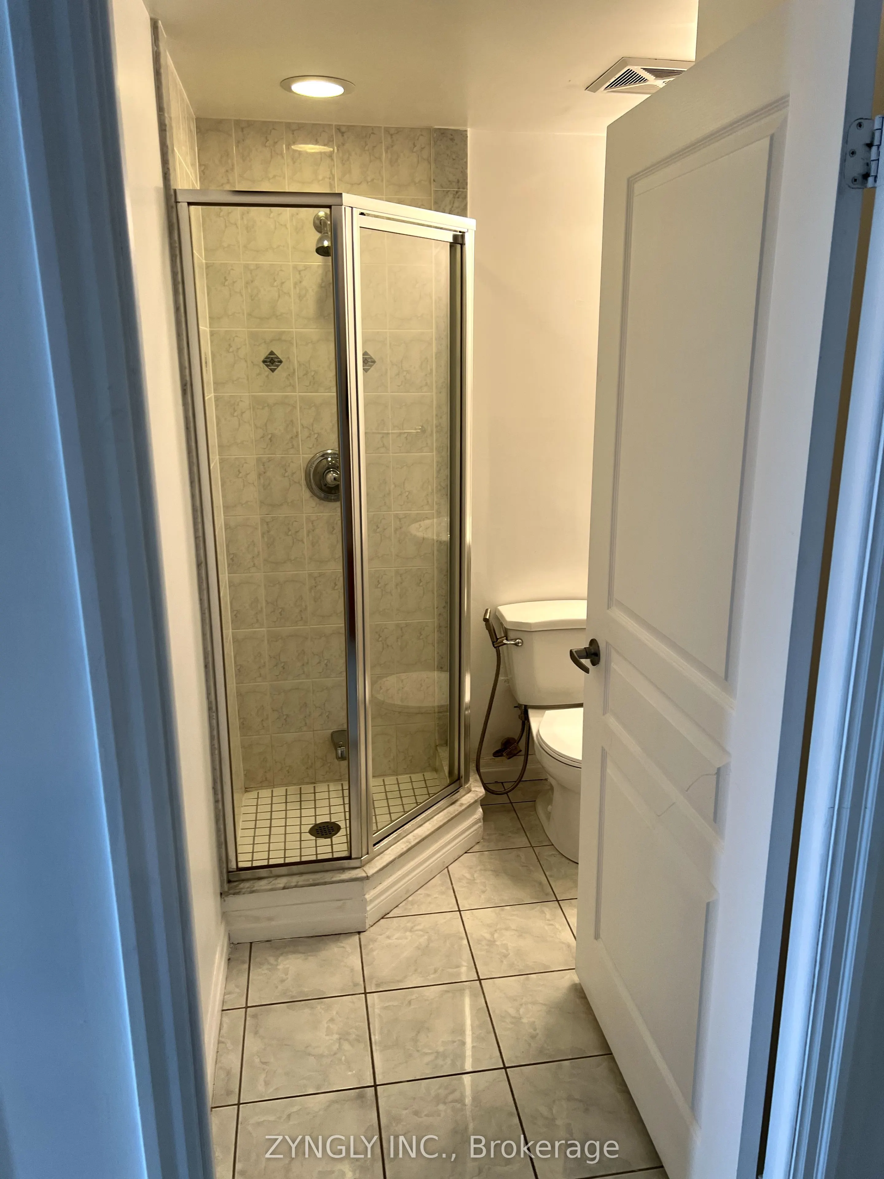 220 Burnhamthorpe Road W, #1203