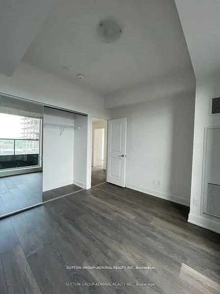 297 Oak Walk Drive, #604