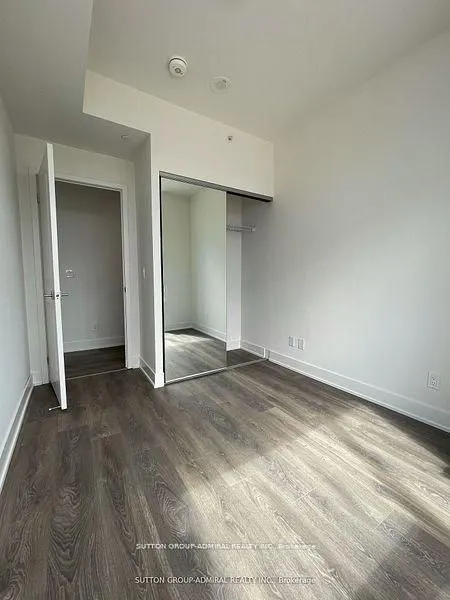297 Oak Walk Drive, #604