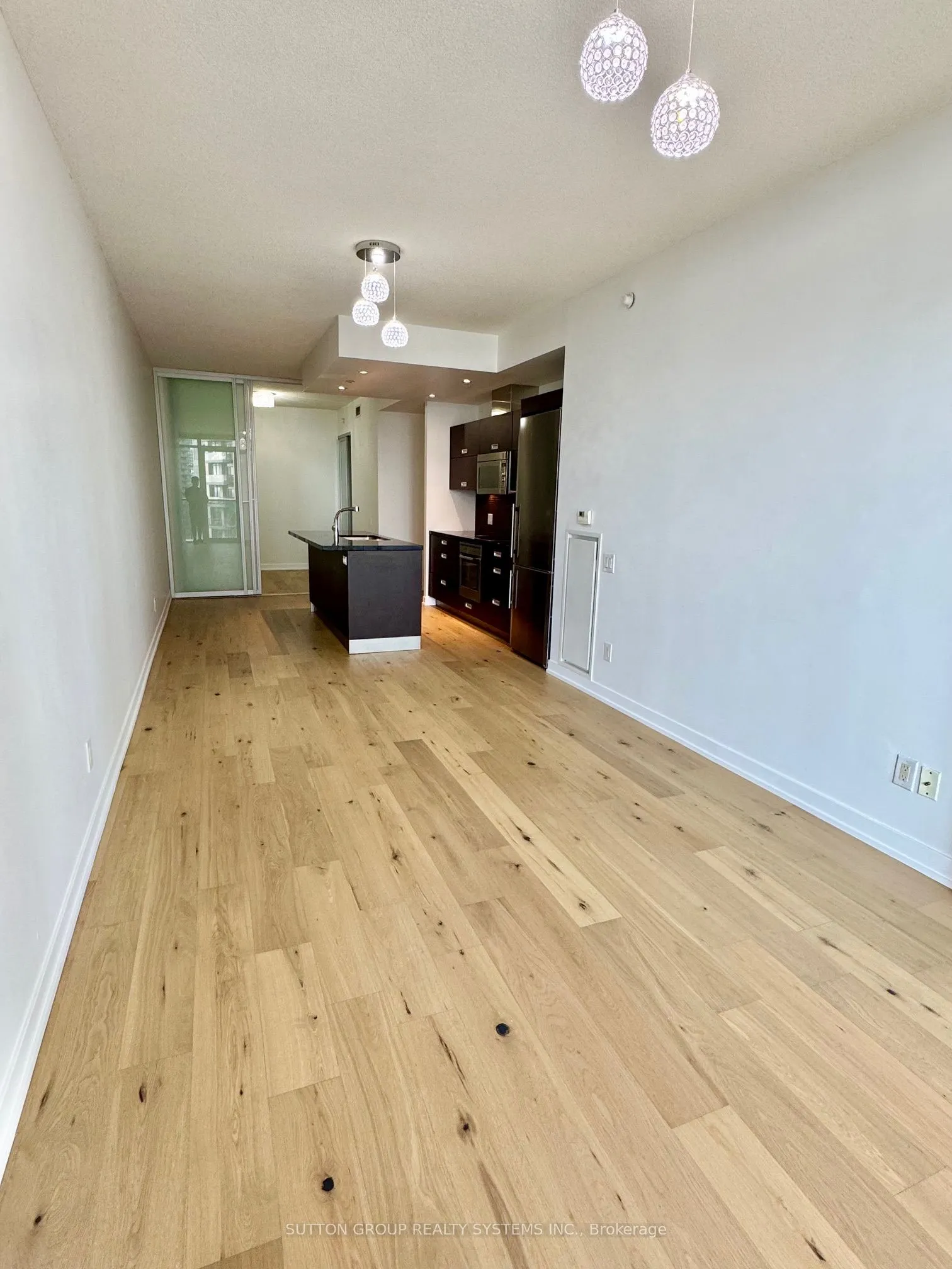 88 Park Lawn Road, #1807