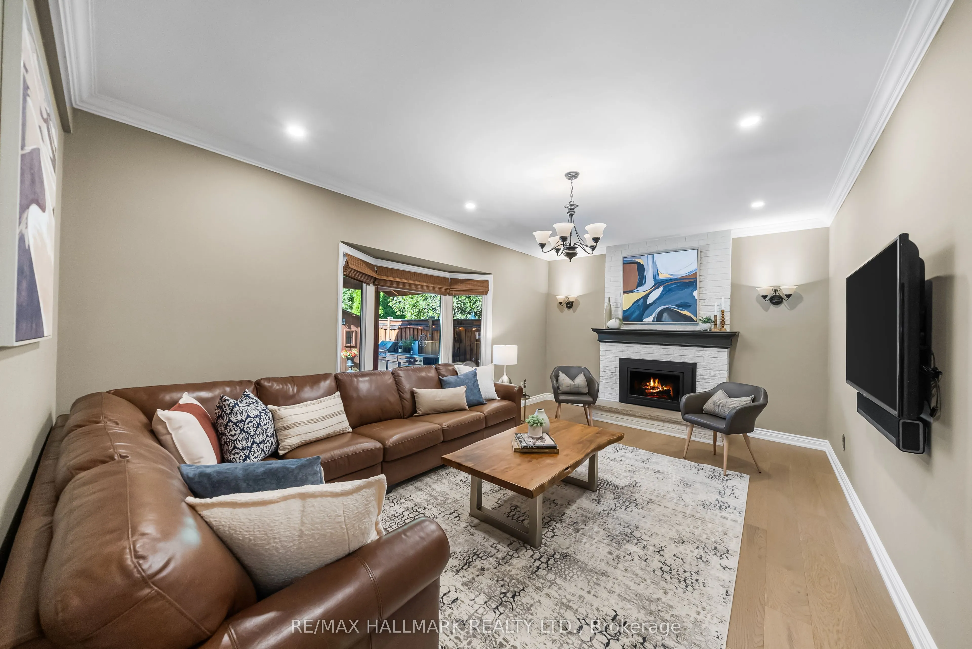 2049 Windy Oaks Drive