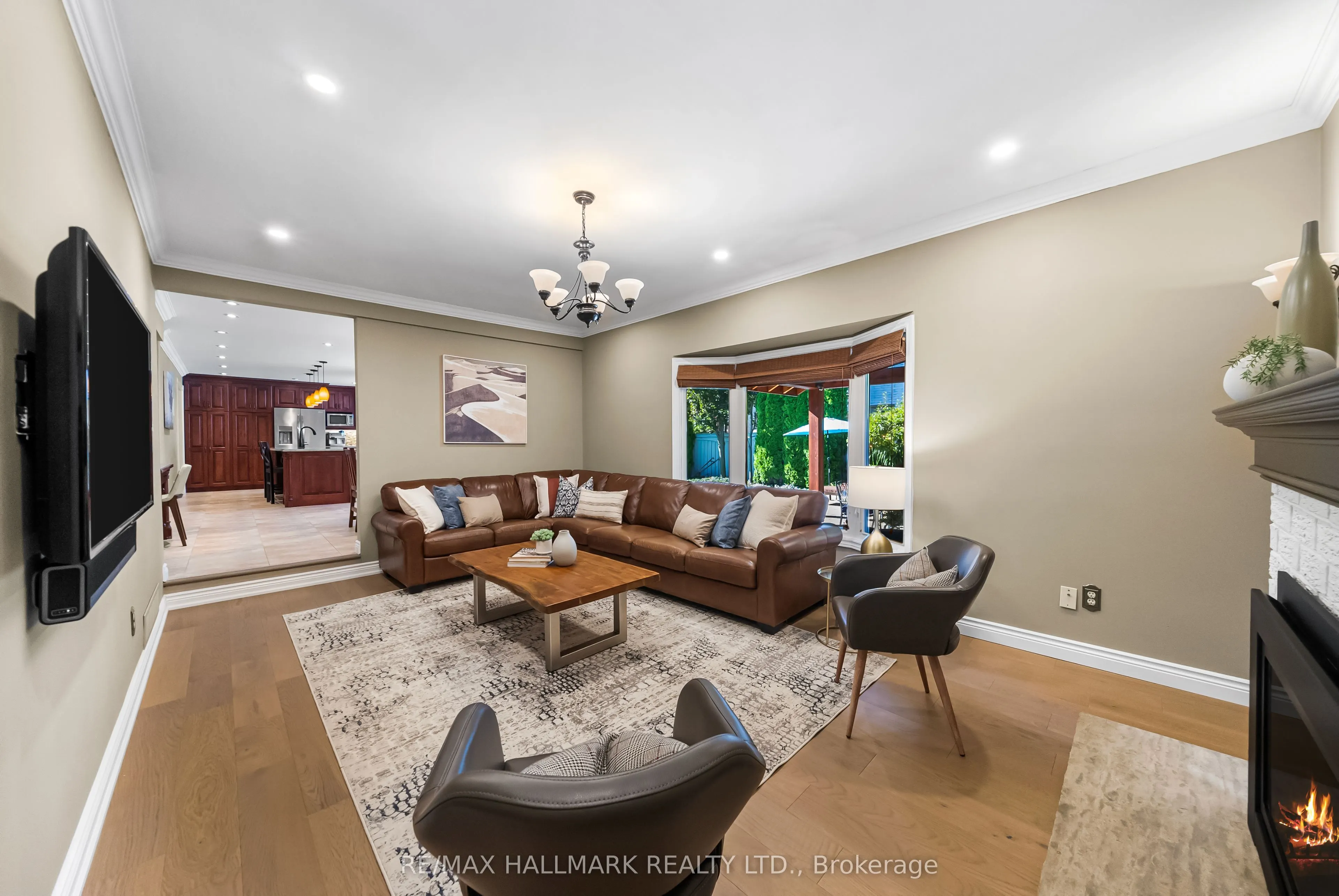 2049 Windy Oaks Drive