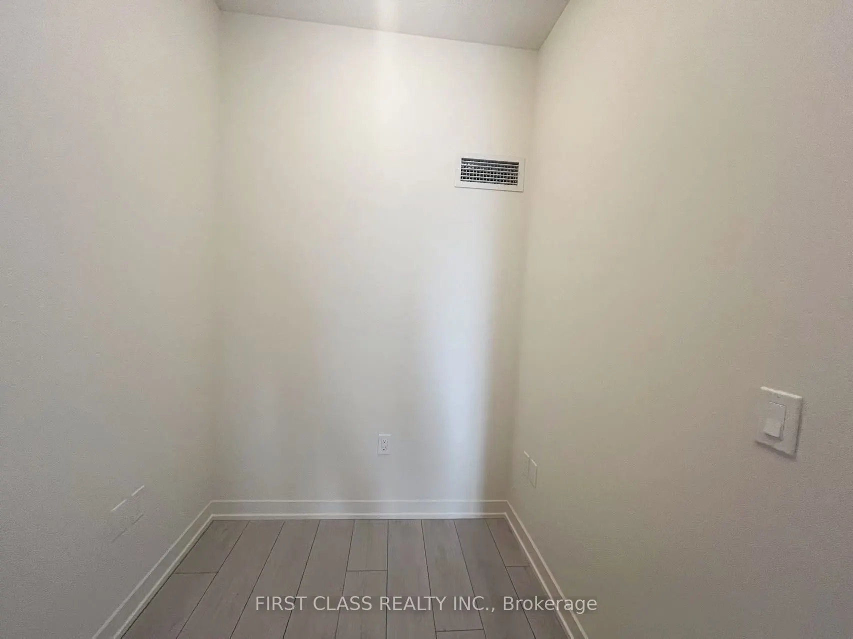 38 Annie Craig Drive, #2106