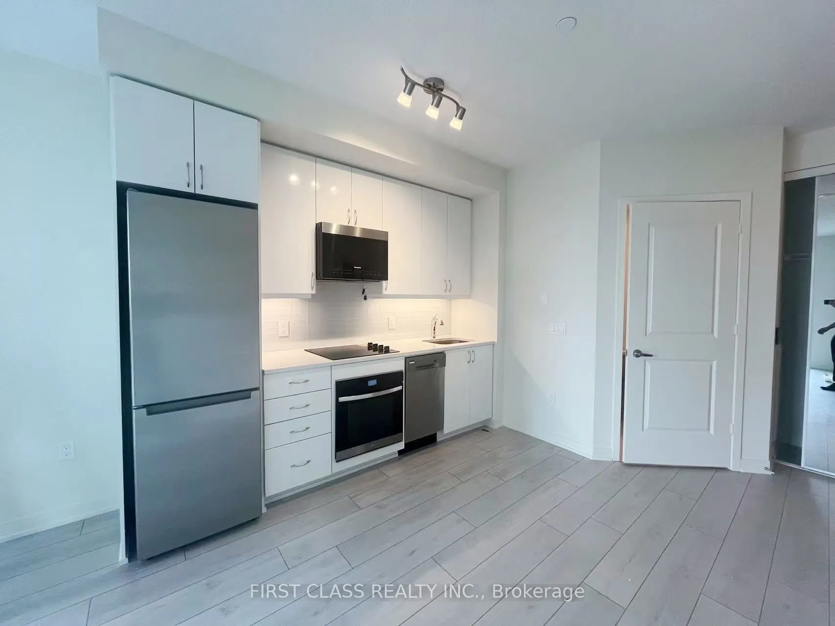 38 Annie Craig Drive, #2106