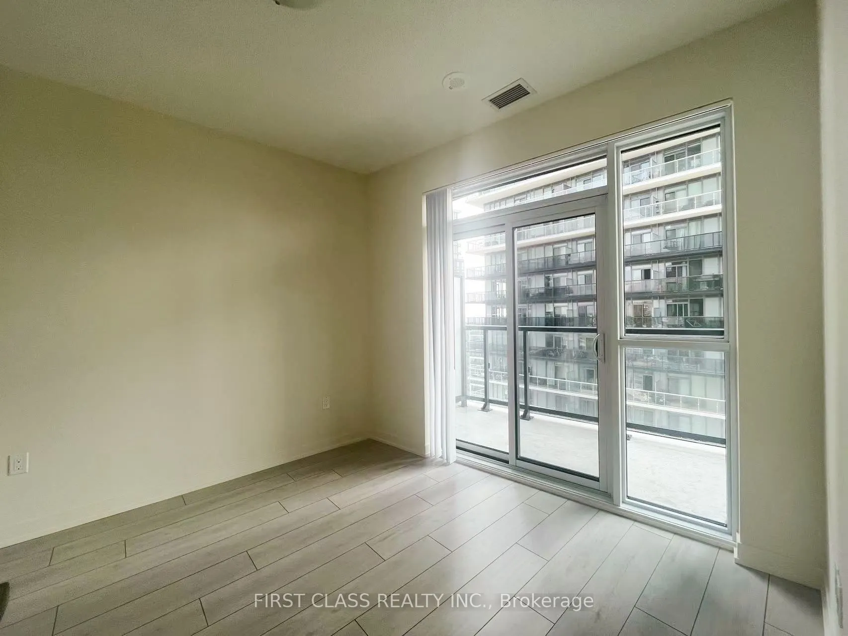 38 Annie Craig Drive, #2106