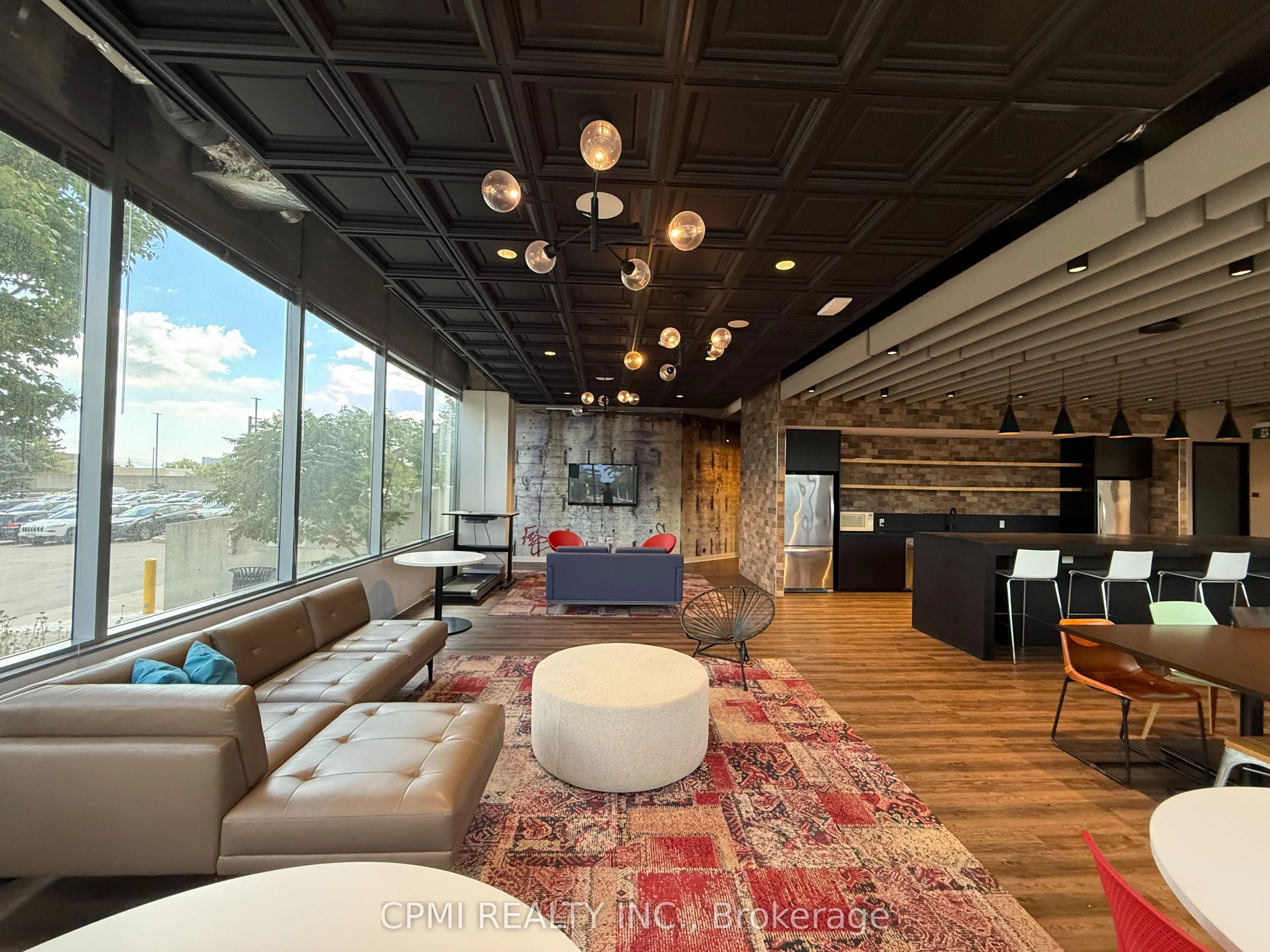 2425 Matheson Boulevard E, #125
