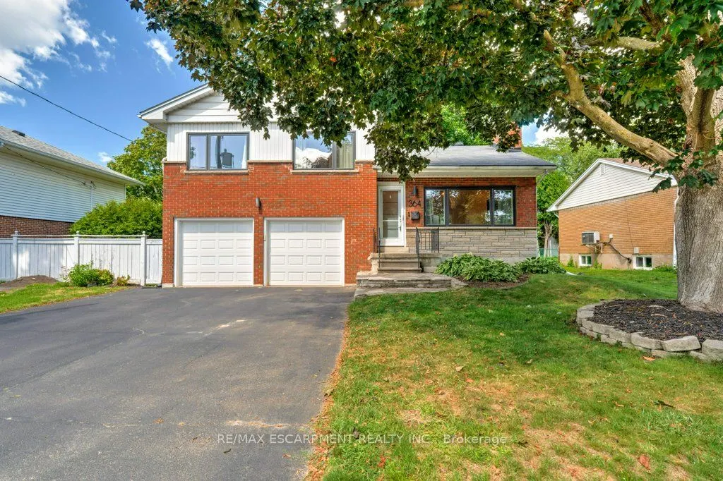 364 East Side Crescent