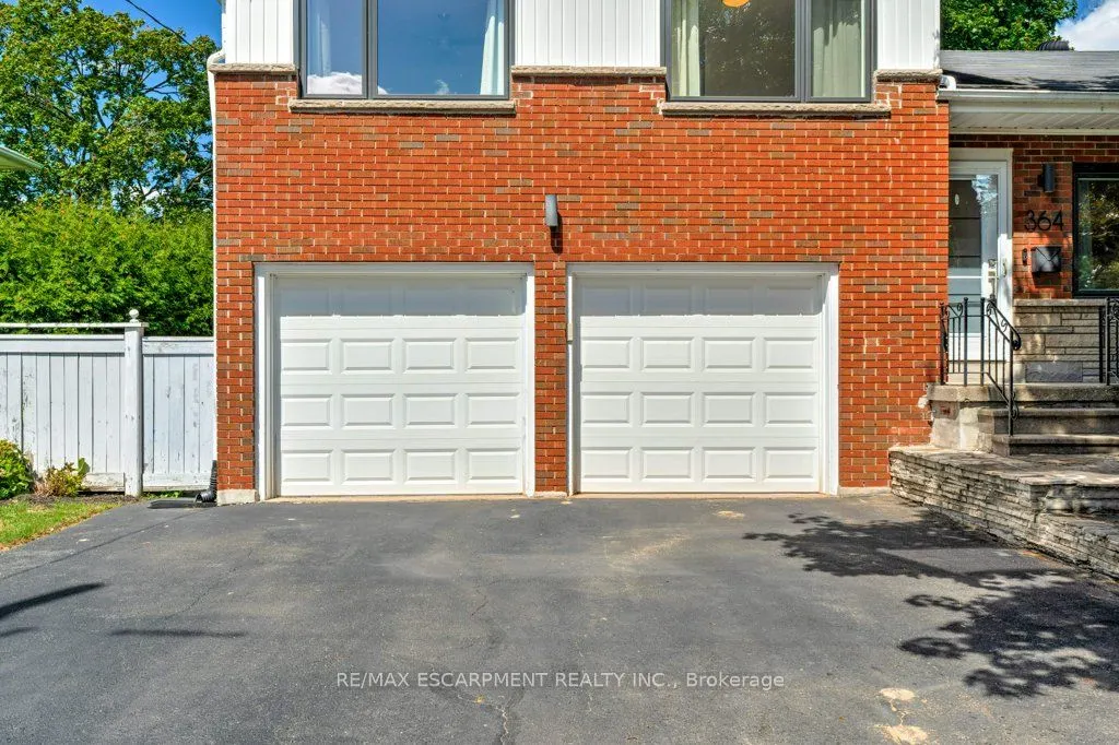 364 East Side Crescent