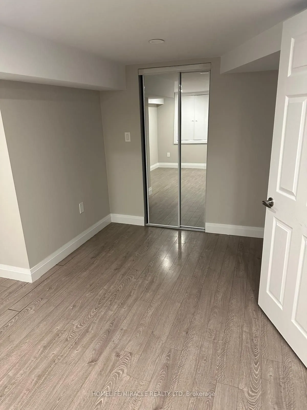 14 Bakersfield Road