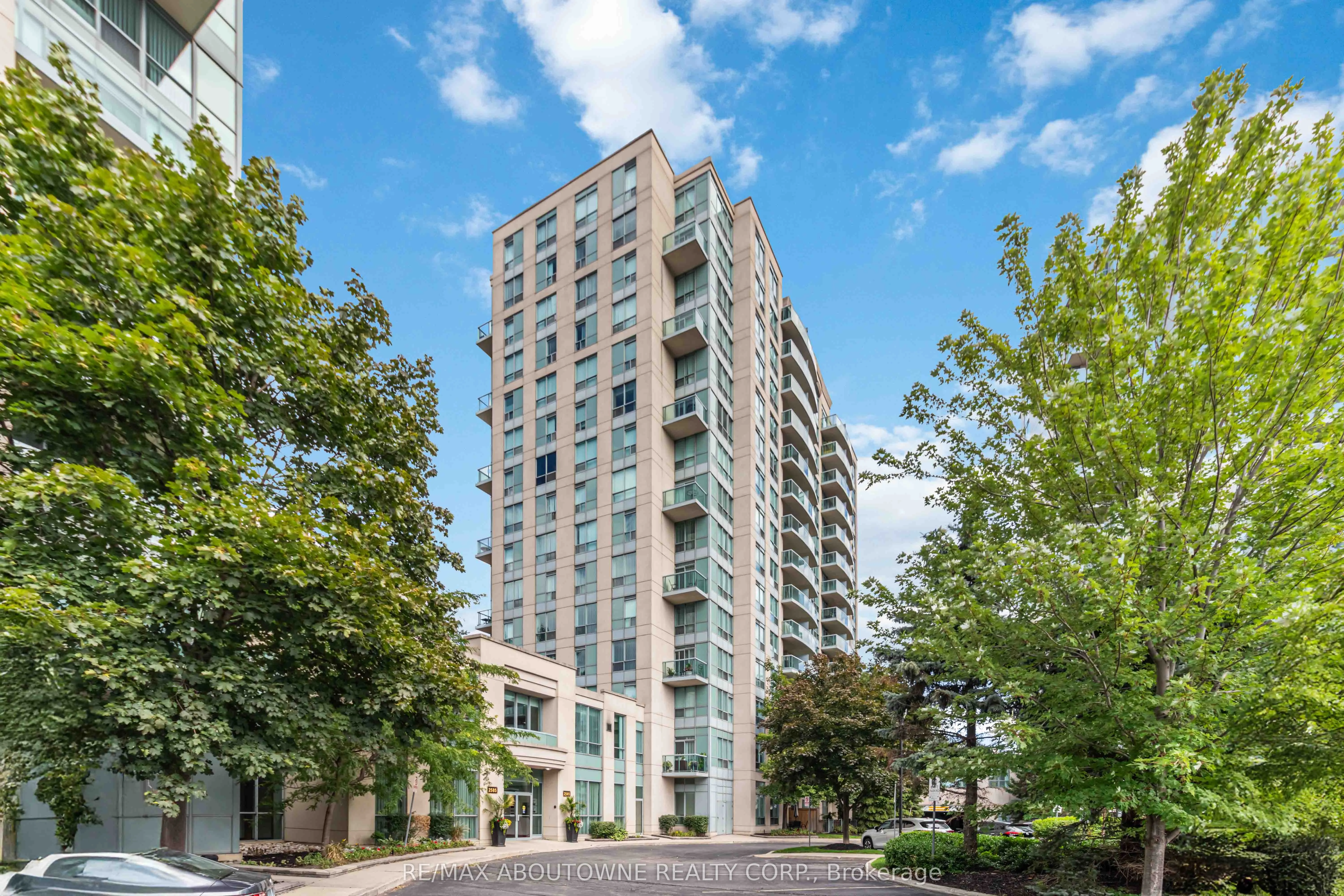 2565 Erin Centre Boulevard, #1213