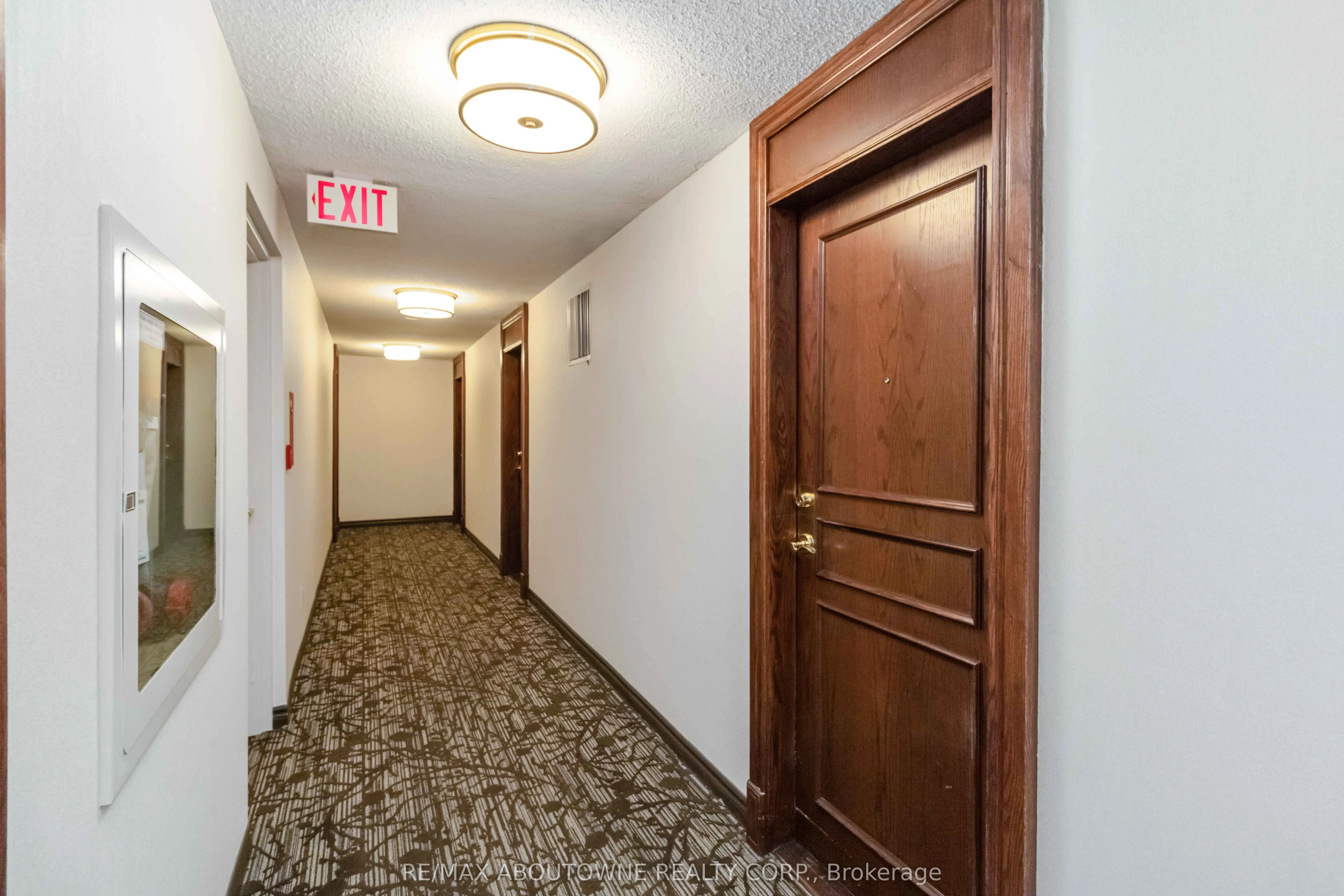 2565 Erin Centre Boulevard, #1213