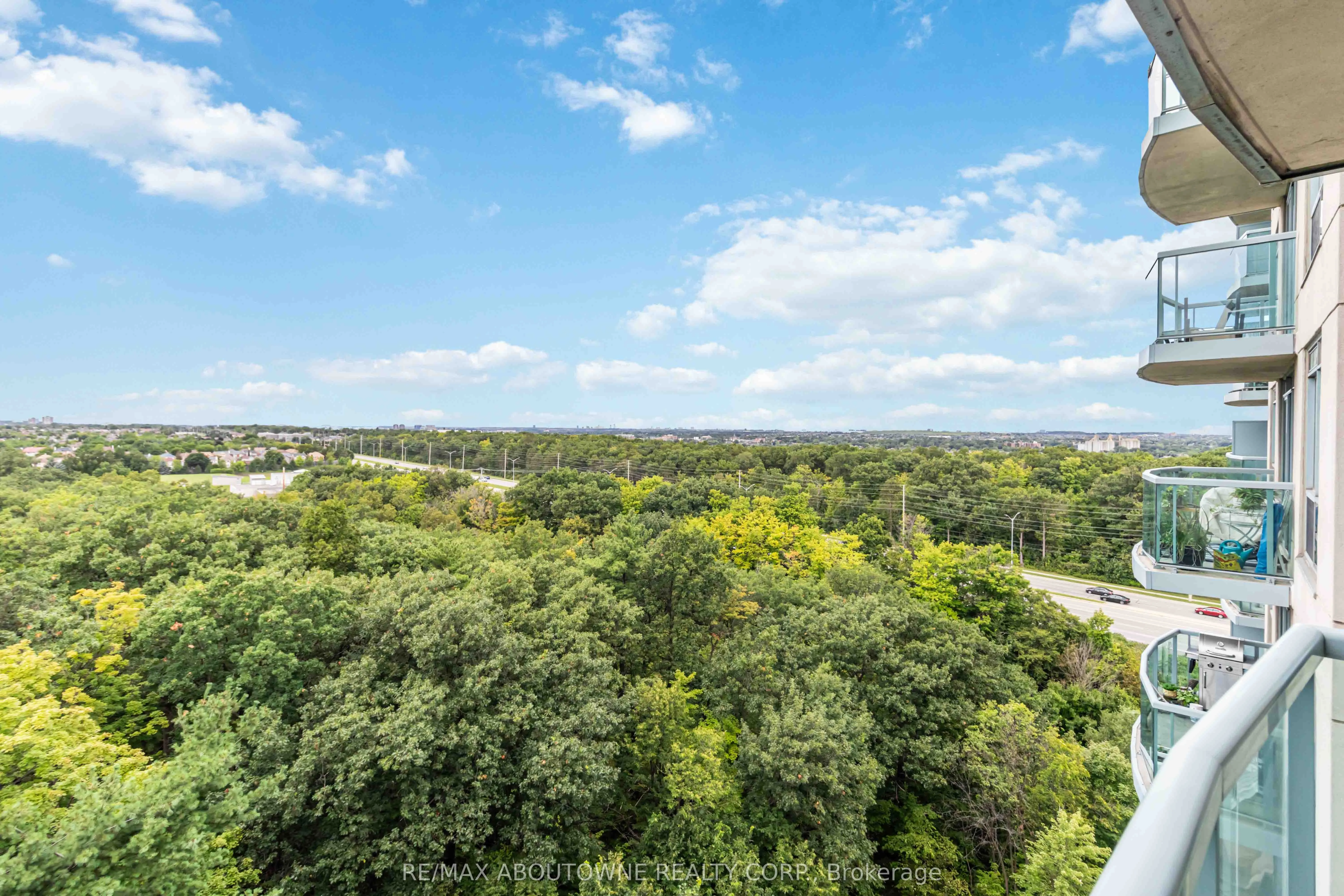 2565 Erin Centre Boulevard, #1213