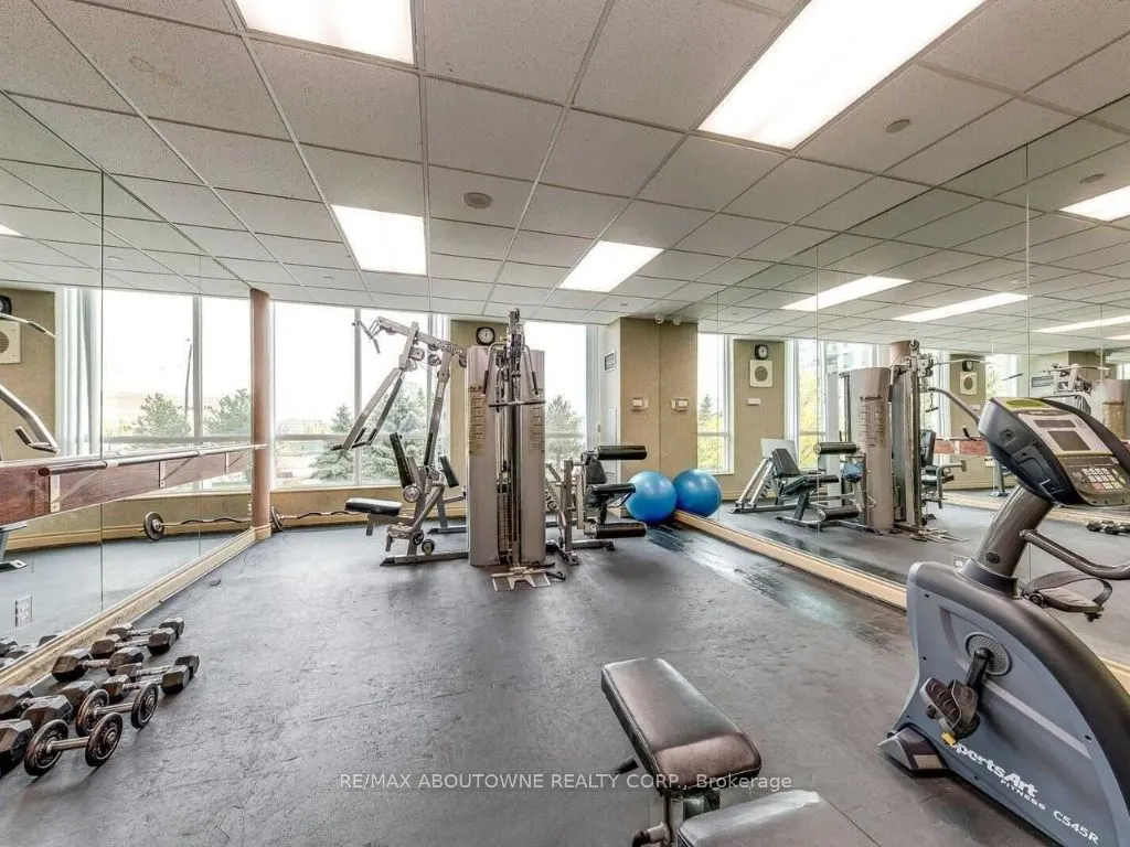 2565 Erin Centre Boulevard, #1213