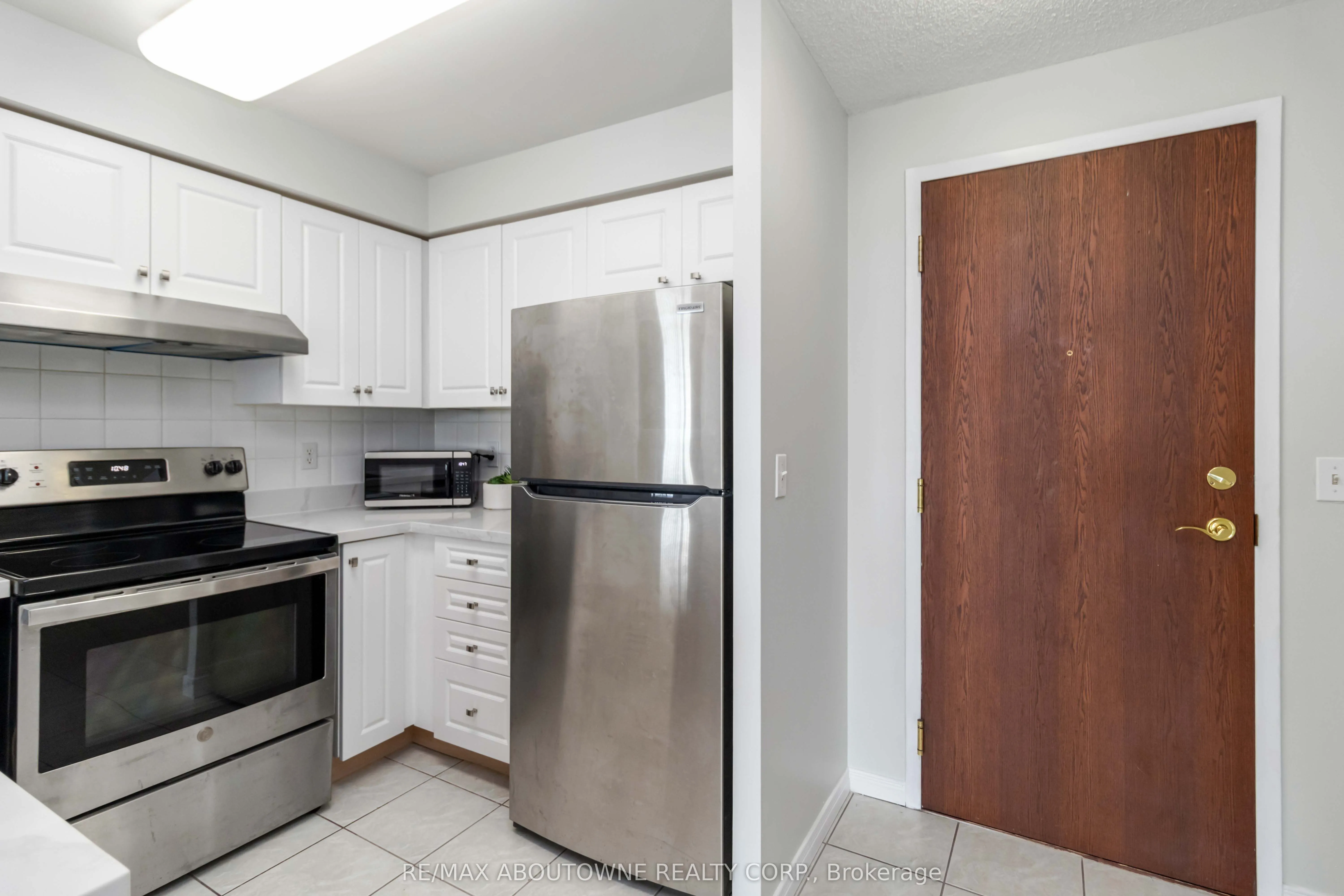 2565 Erin Centre Boulevard, #1213